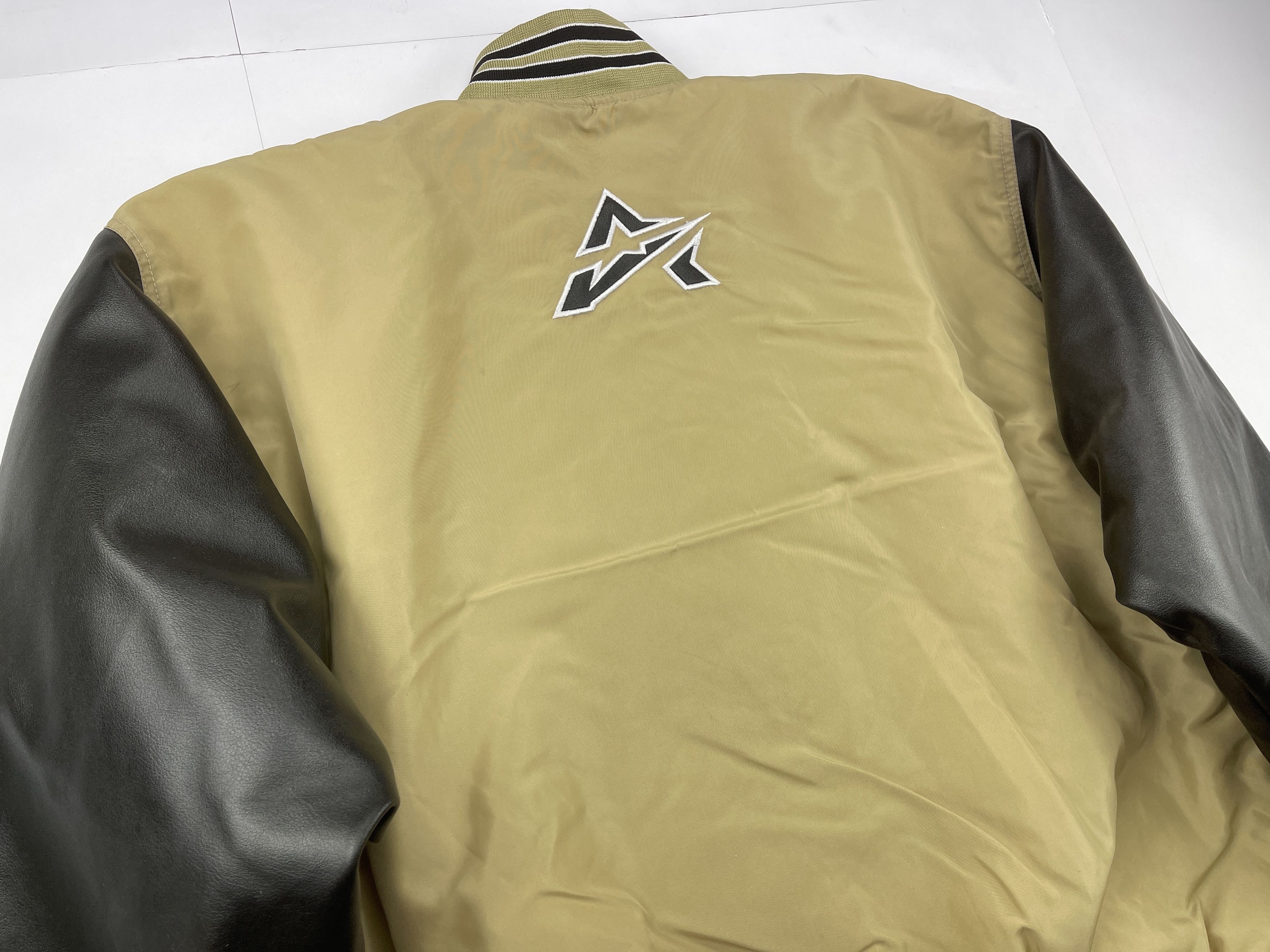 Avirex AVIREX jacket, vintage 90s hip hop 1990s college Y2K XL Size US XL / EU 56 / 4 - 14 Thumbnail