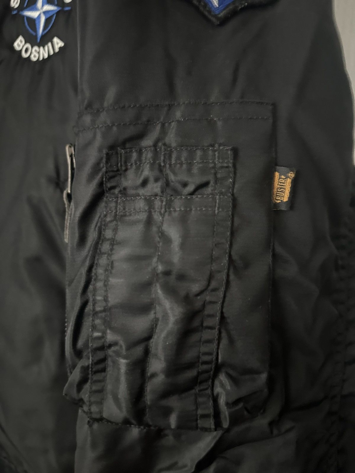 Vintage VINTAGE OVERSIZED BOSNIAN WAR BOMBER JACKET Size US XL / EU 56 / 4 - 6 Thumbnail