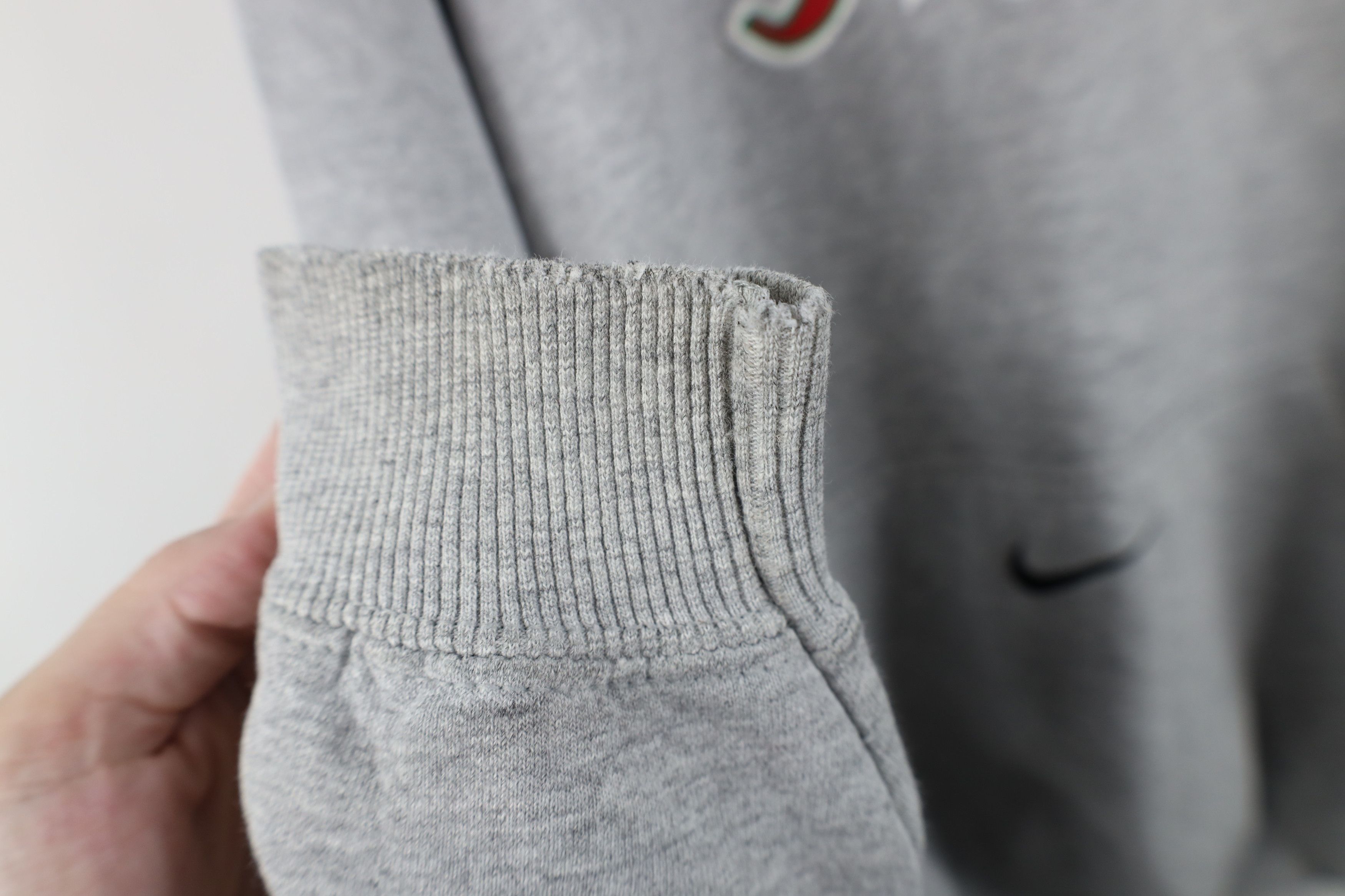 Nike Vintage Nike Center Swoosh Irish Hoodie Sweatshirt Gray Size US L / EU 52-54 / 3 - 8 Thumbnail