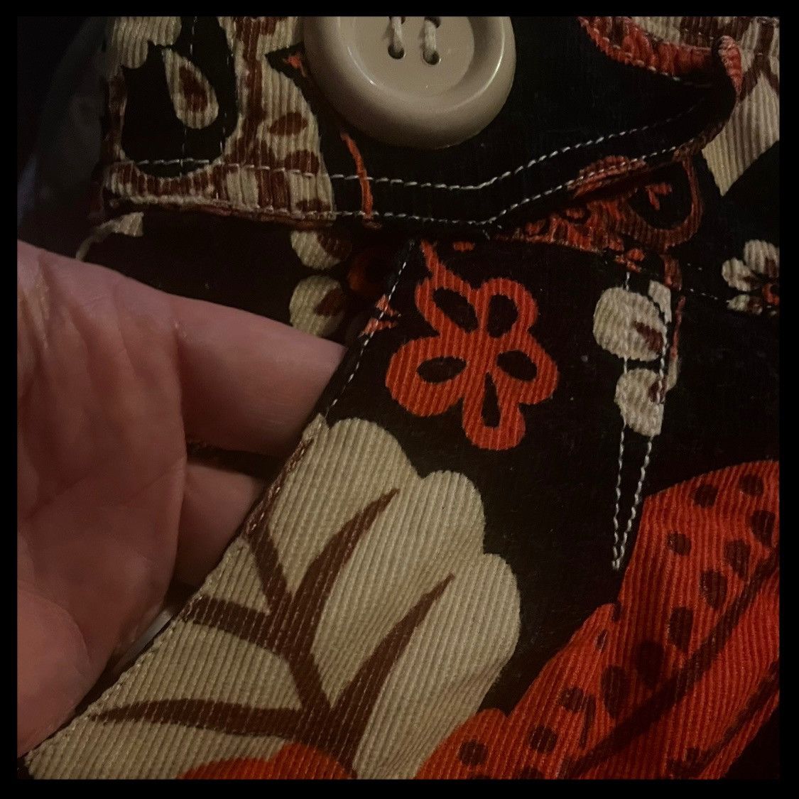 Vintage Vintage Red & Black Floral Corduroy Bag Retro Purse Handbag Size ONE SIZE - 3 Thumbnail