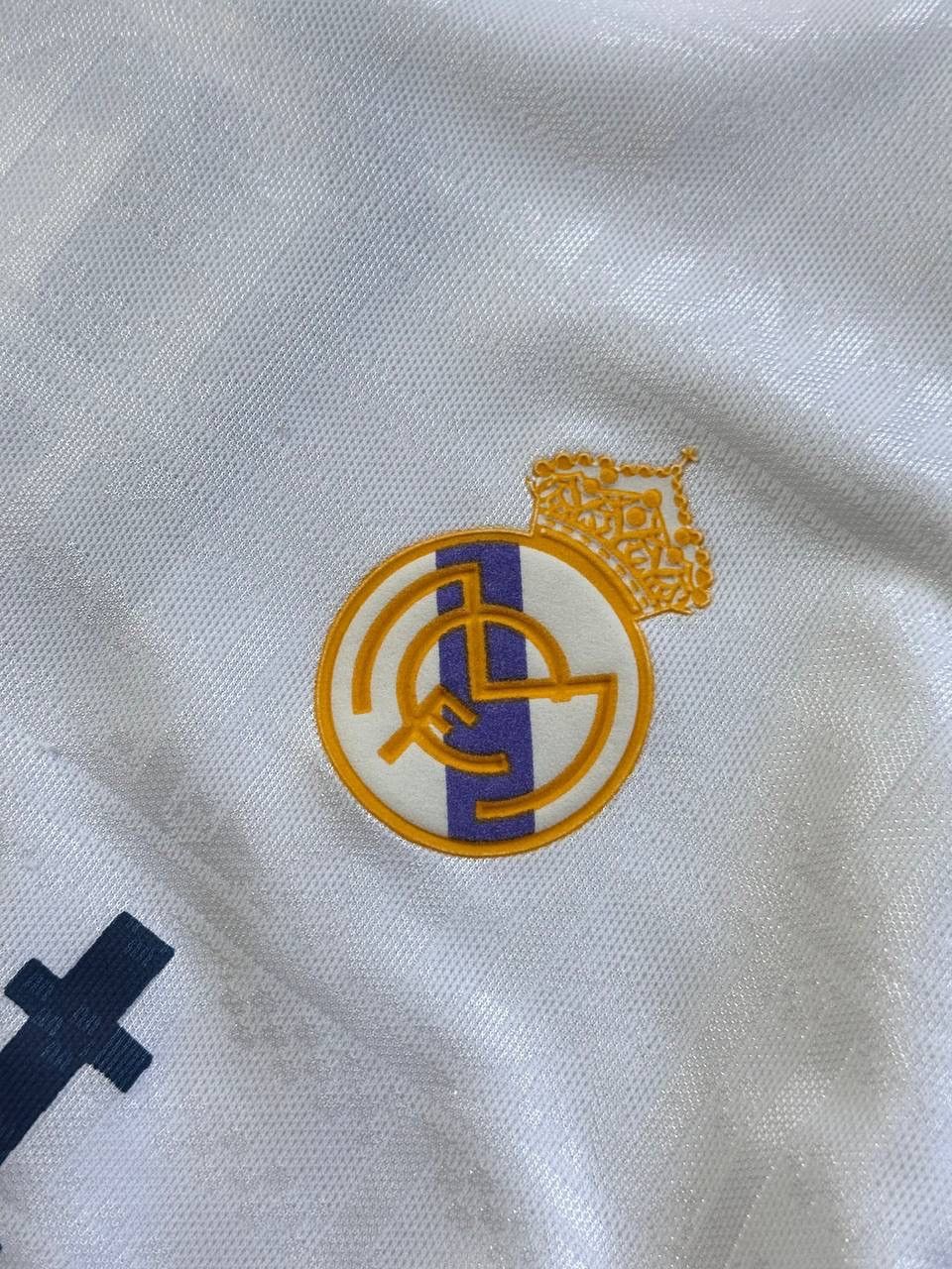 Hummel Real Madrid Hummel Parmalat #9 Santillana Jersey 1989-90 XL Size US XL / EU 56 / 4 - 11 Thumbnail