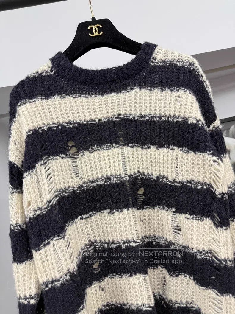 Dior Dior Black and white striped hollow knitted sweater Size XXS / US 00 / IT 34 - 2 Thumbnail