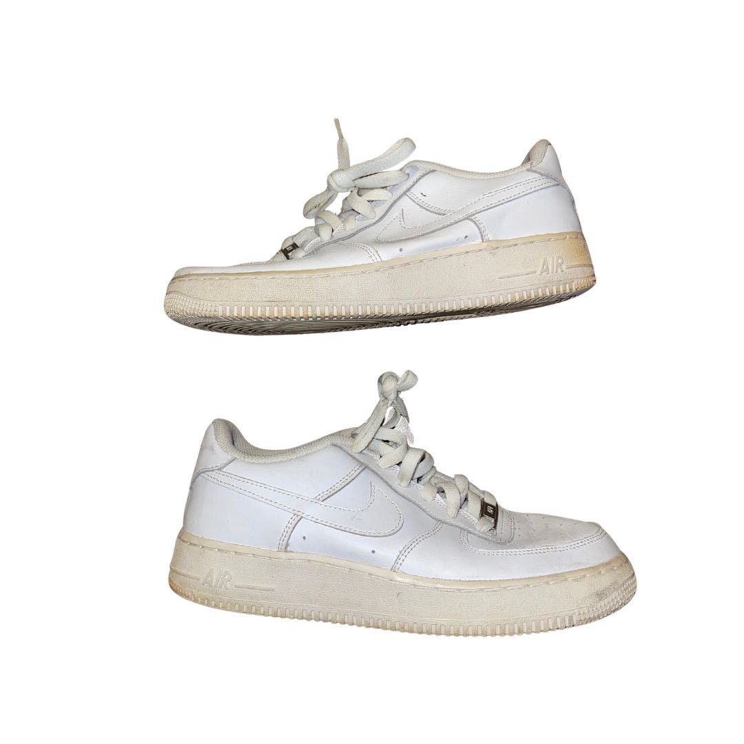 Nike Air Force 1 Low Top Sneakers Youth Shoes Triple White Size 7 Size US 7 / IT 37 - 1 Thumbnail