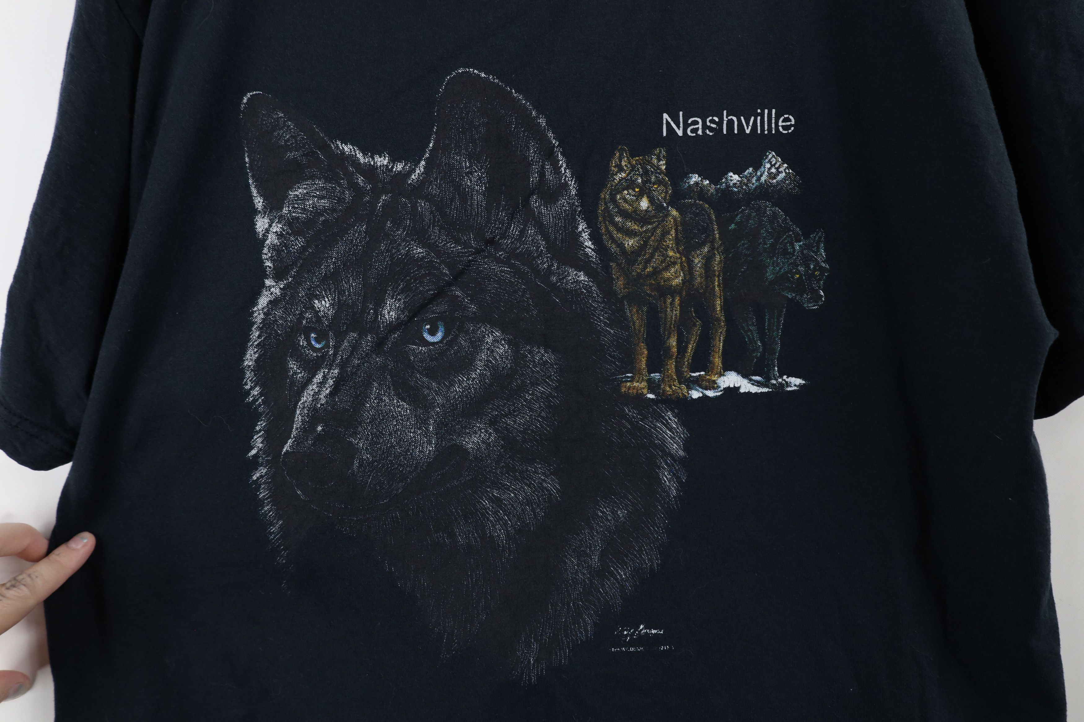 Vintage Vintage 90s Streetwear Out Nashville Wolf T-Shirt Black Size US L / EU 52-54 / 3 - 4 Thumbnail