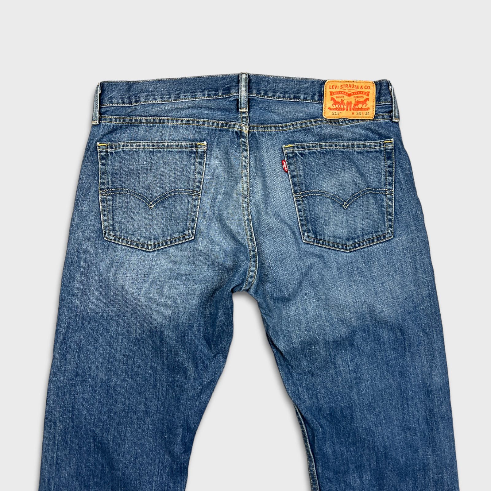 Levi's × Vintage Levi's 514 Jeans 36x34 Blue Straight Fit Faded Denim Pants Size US 36 / EU 52 - 7 Thumbnail
