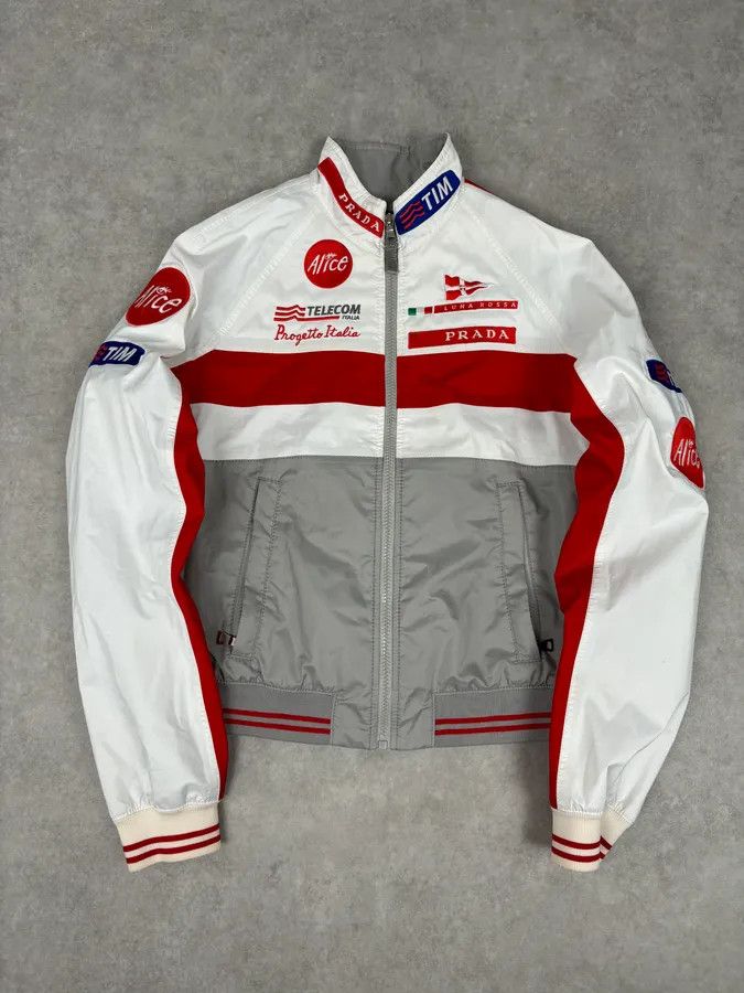 Prada AW2003 Prada White & Red Luna Rossa Sport Jacket Size M / US 6-8 / IT 42-44 - 1 Thumbnail