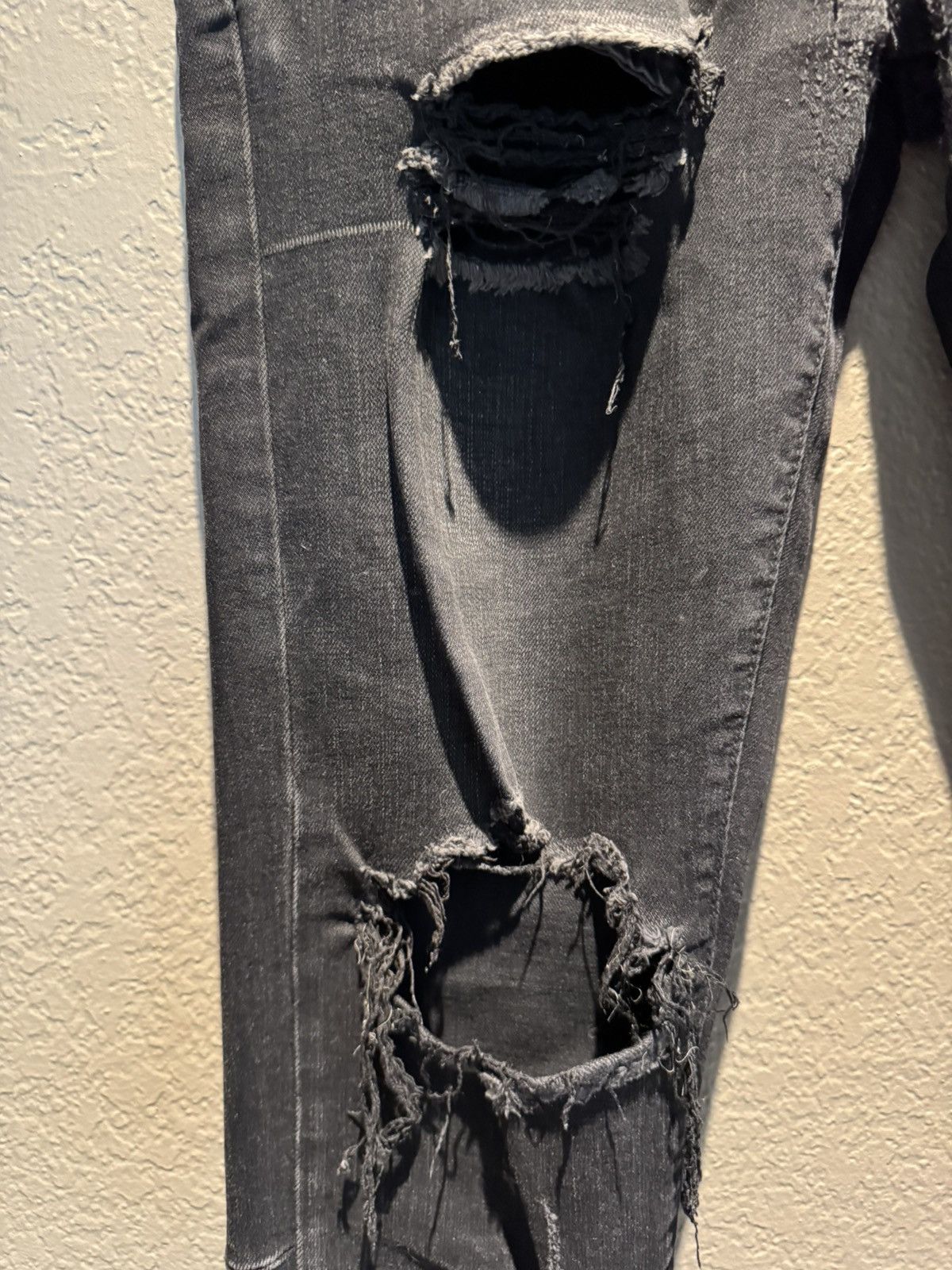 Crysp Denim Crysp Denim Distressed Black Thrashed Zippee Skinny Jeans Size US 30 / EU 46 - 7 Thumbnail