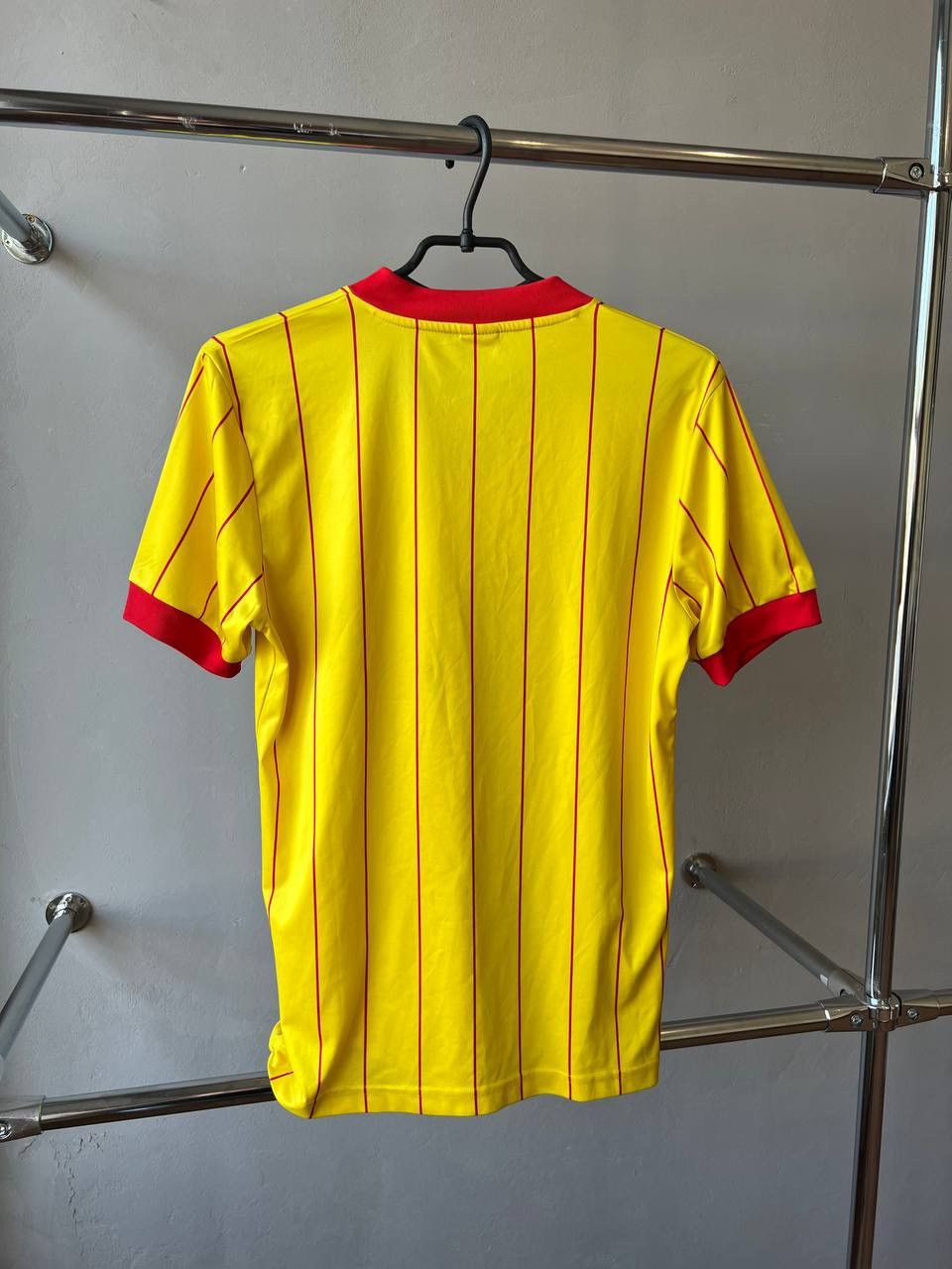 Sports Specialties 1982 LIVERPOOL FC RETRO REMAKE SOCCER JERSEY FOOTBALL SHIRT Size US S / EU 44-46 / 1 - 7 Thumbnail