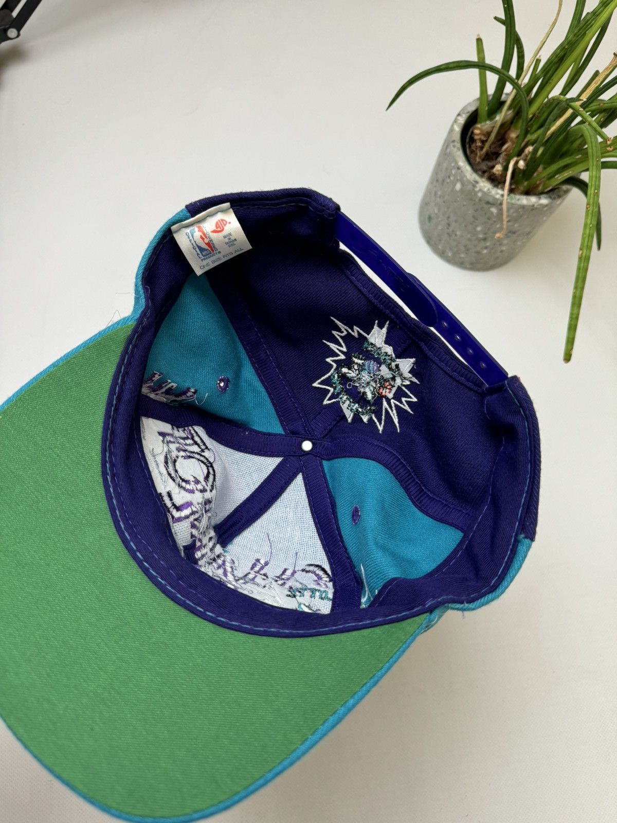 NBA × Vintage Rare vintage cap Charlotte Hornets 90s y2k Size ONE SIZE - 5 Thumbnail