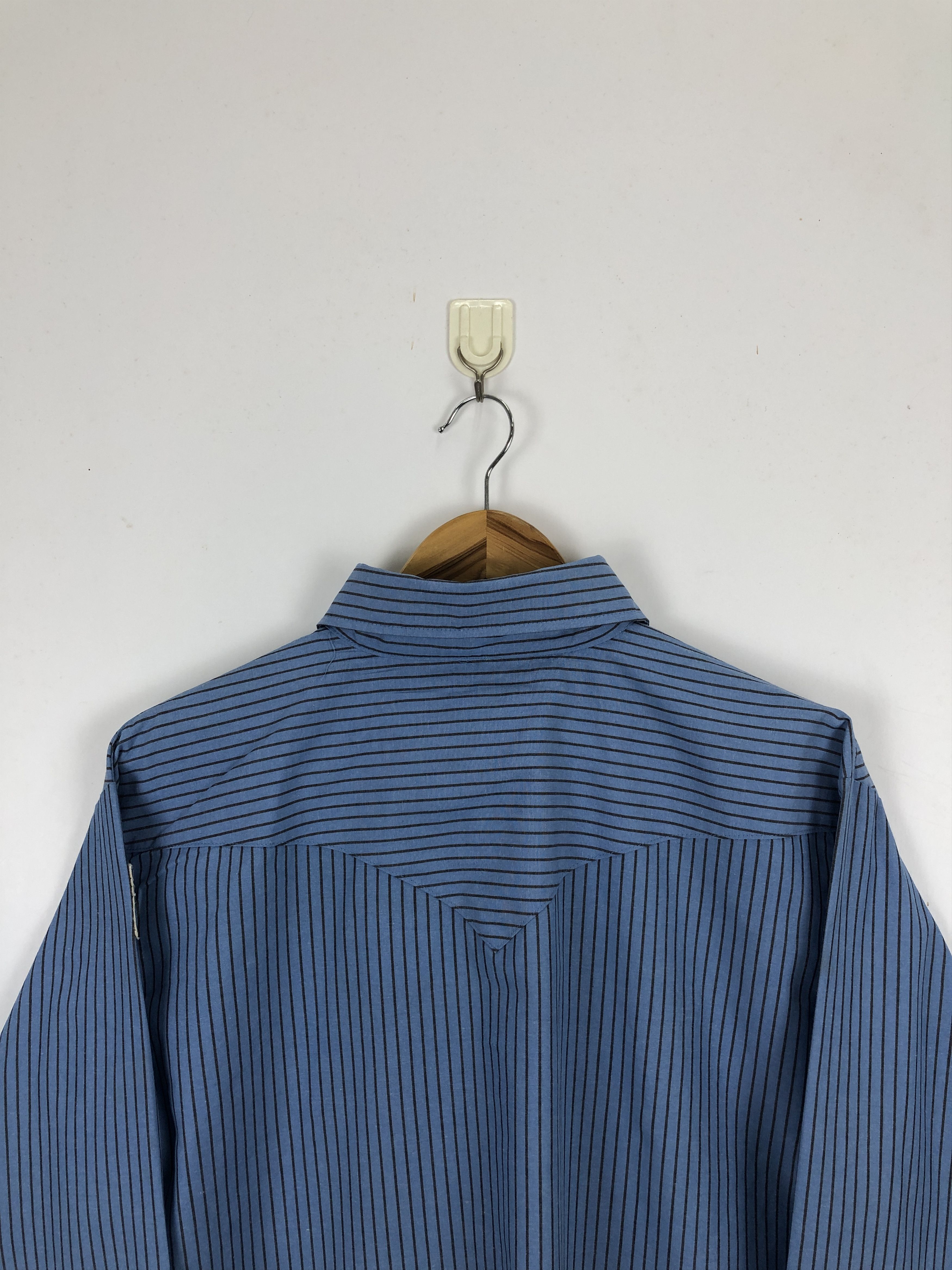 Vintage Vintage 80s Hickory Stripes Blue Denim Shirt TA0464 Size US XL / EU 56 / 4 - 2 Thumbnail