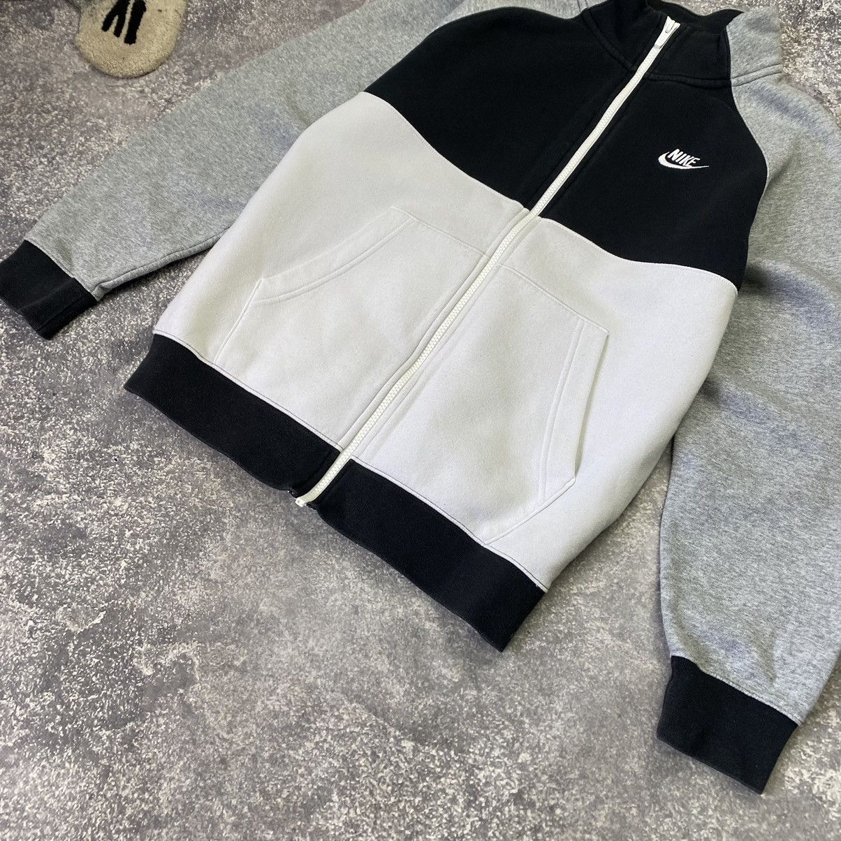 Vintage Men’s Nike Small Swoosh Streetwear Cotton y2k sweatshirt Size US S / EU 44-46 / 1 - 4 Thumbnail