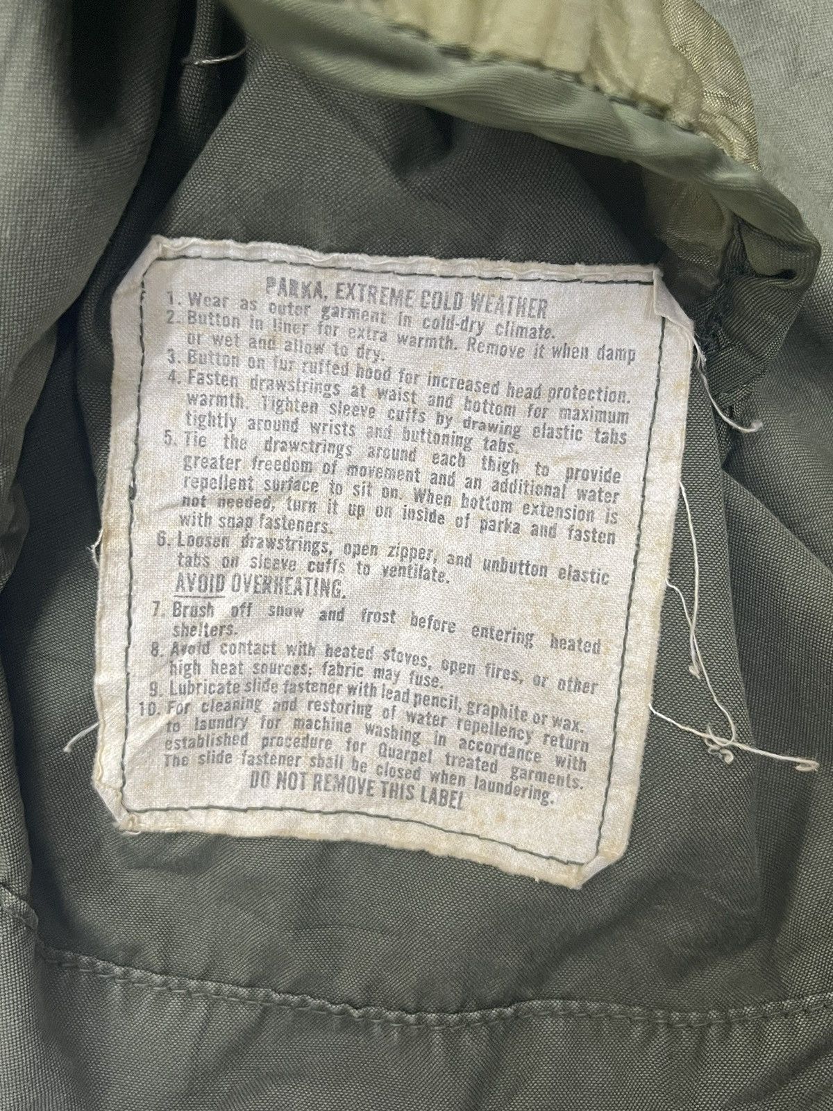 Vintage GILBRATA INDUSTRIES GARMENT MILITARY PARKA Size US S / EU 44-46 / 1 - 14 Thumbnail