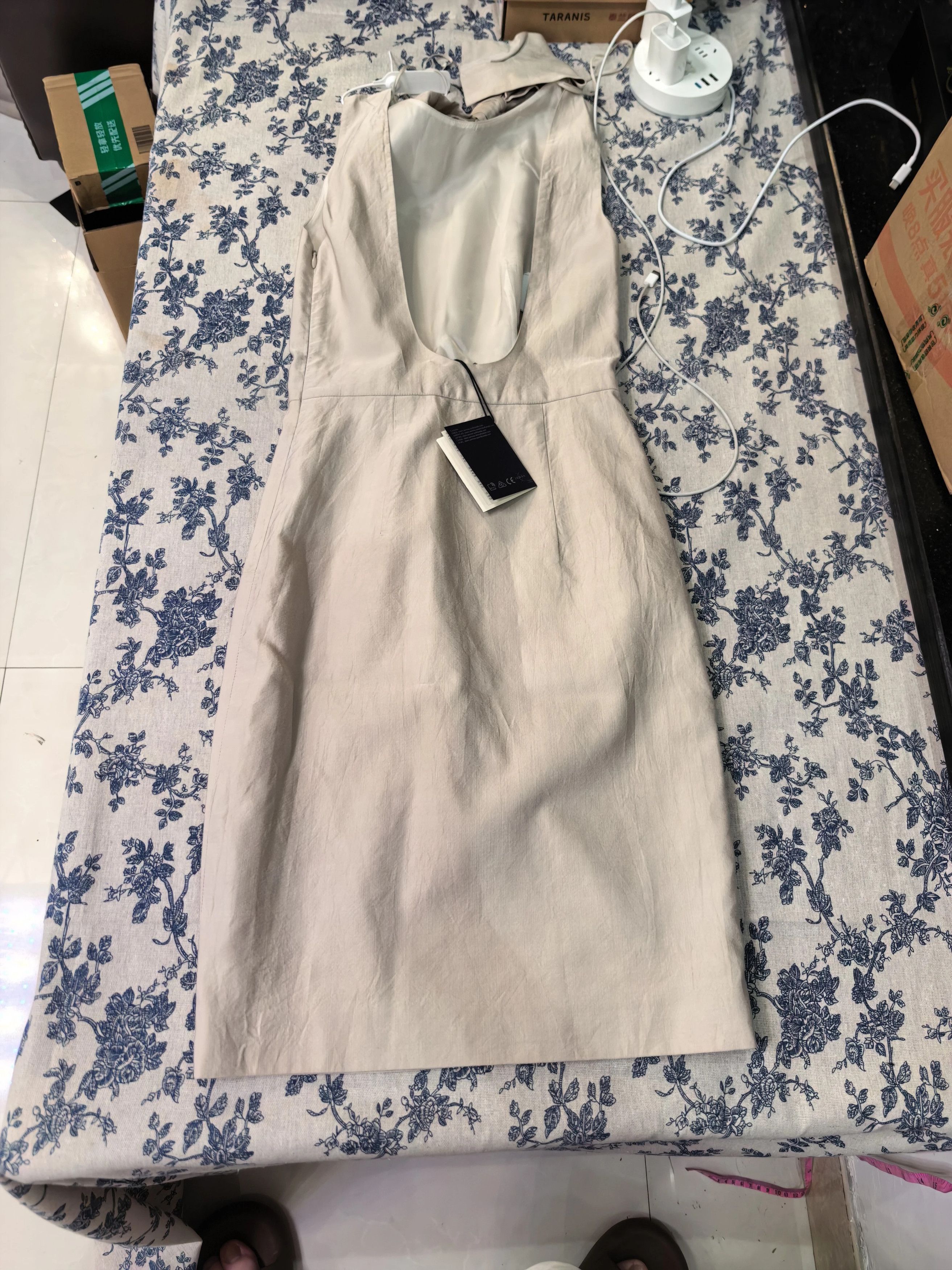 Prada Prada Linen Sleeveless Back Large Bow Dress 40 New With Tags Size S / US 4 / IT 40 - 5 Thumbnail