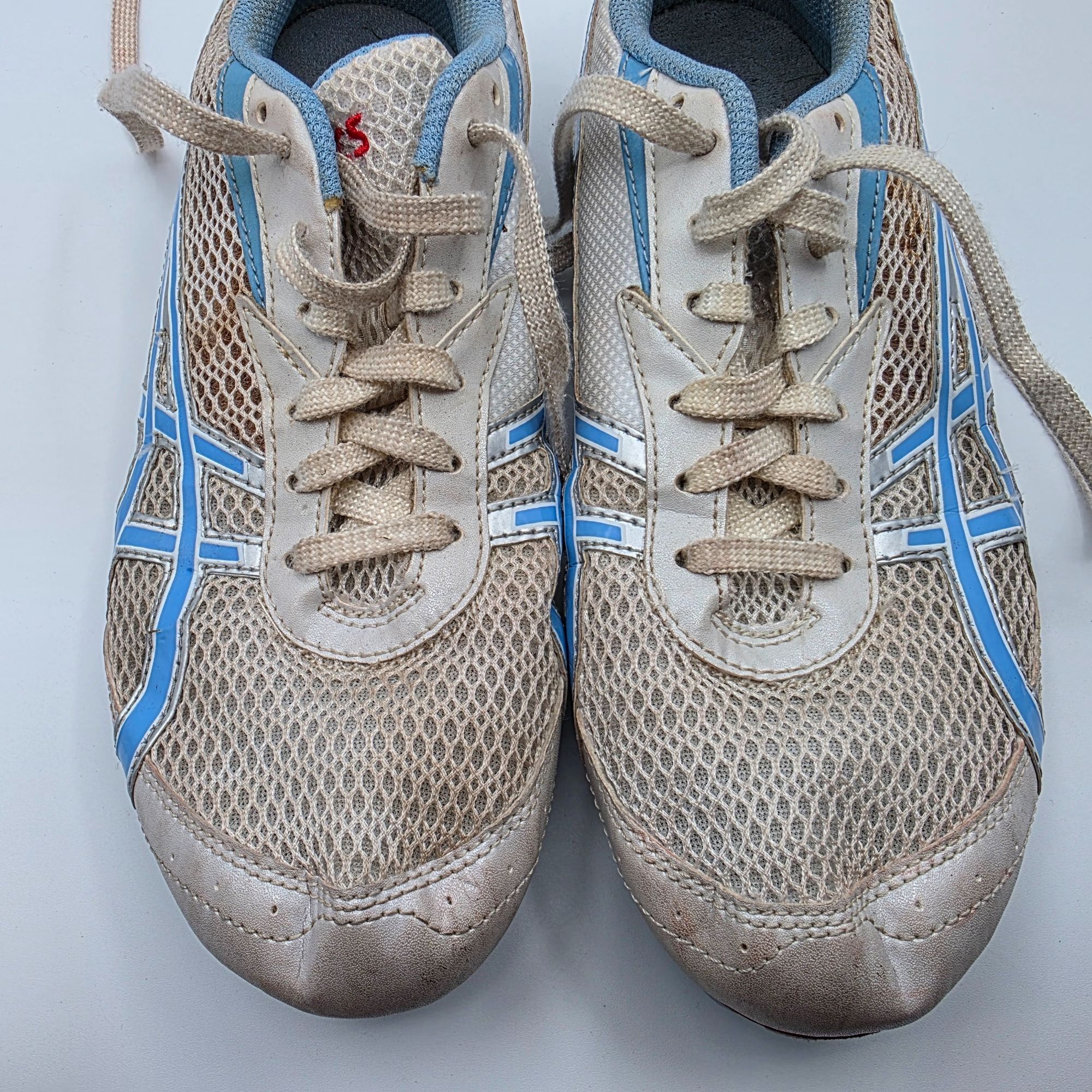 Asics Asics Hyper Rocket Gird 5 Womens Size 7.5 White Blue Track A Size US 7.5 / IT 37.5 - 10 Thumbnail