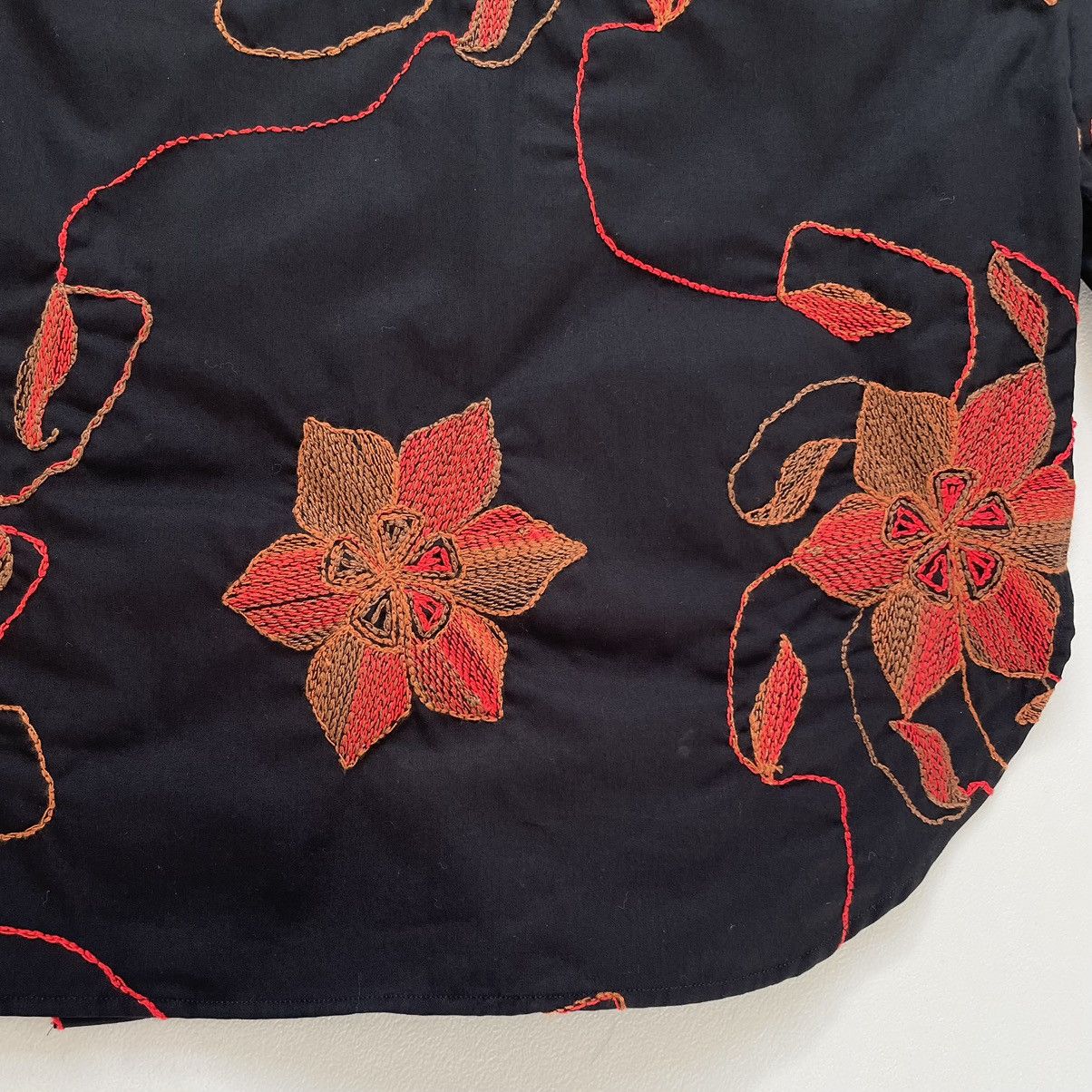 Dries Van Noten A/W 17 ‘Flower Embroidered’ Black Shirt Size US M / EU 48-50 / 2 - 21 Thumbnail