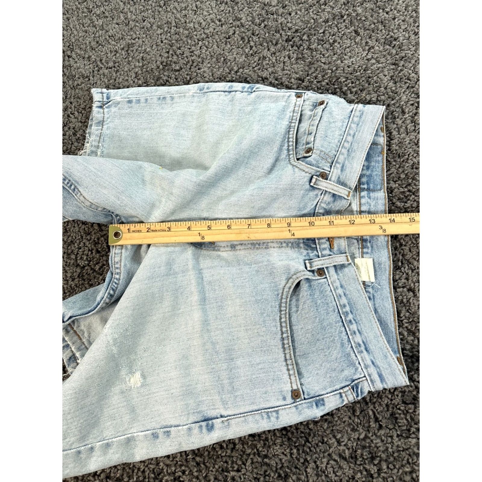 Levi's VINTAGE Levi's 505 Shorts Mens 31 Light Wash Distressed 90s High Rise Booty Fray Blue Chino Men Mens Size US 31 - 6 Thumbnail