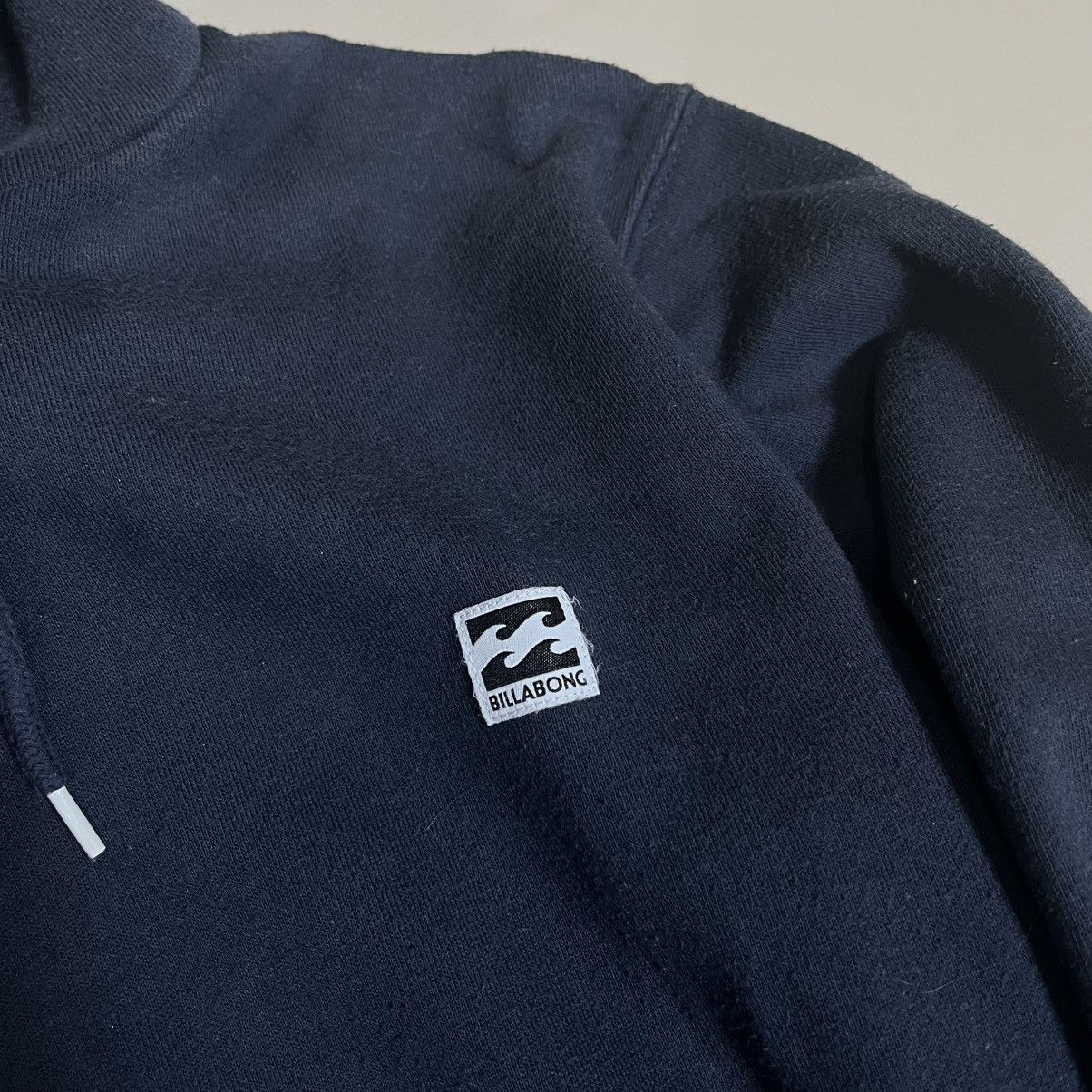 If Six Was Nine Y2K Billabong Faux Fur Hoodie – Surf Archive L Size US L / EU 52-54 / 3 - 3 Thumbnail