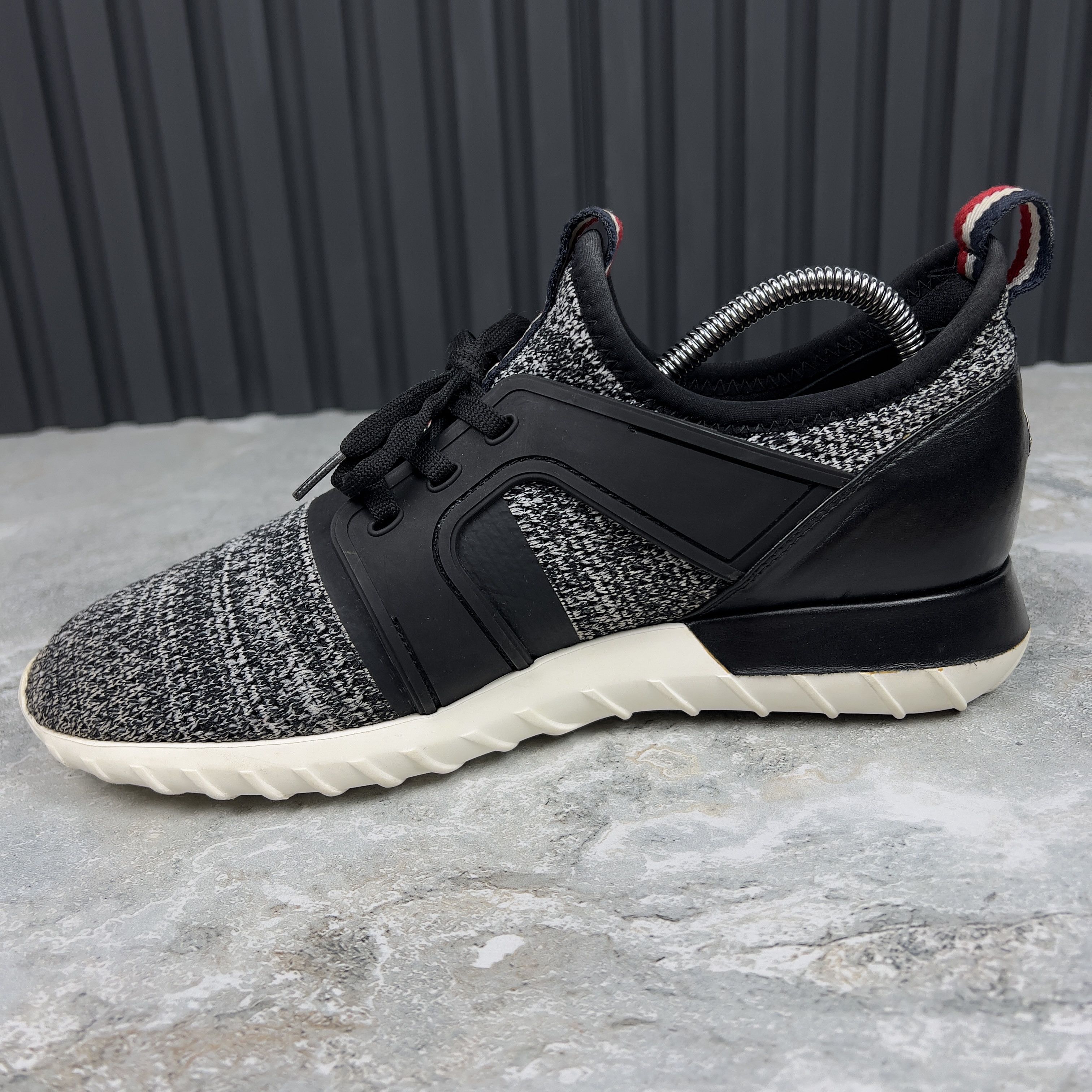 Moncler Moncler Emilien Low Top Trainer Sneaker Rubber-Trimed Mesh Size US 8 / EU 41 - 5 Thumbnail