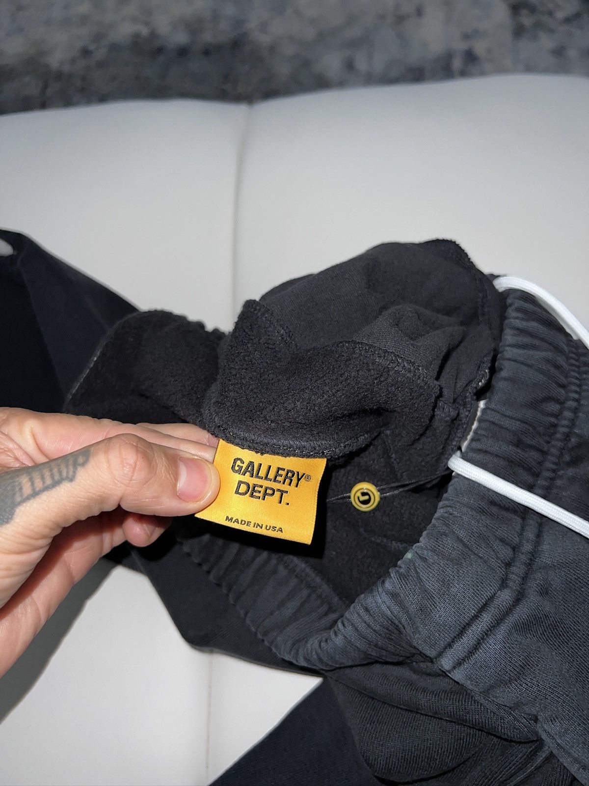 Gallery Dept. Gallery dept flare paint splatter sweatpants SZ MEDIUM Size US 32 / EU 48 - 9 Thumbnail