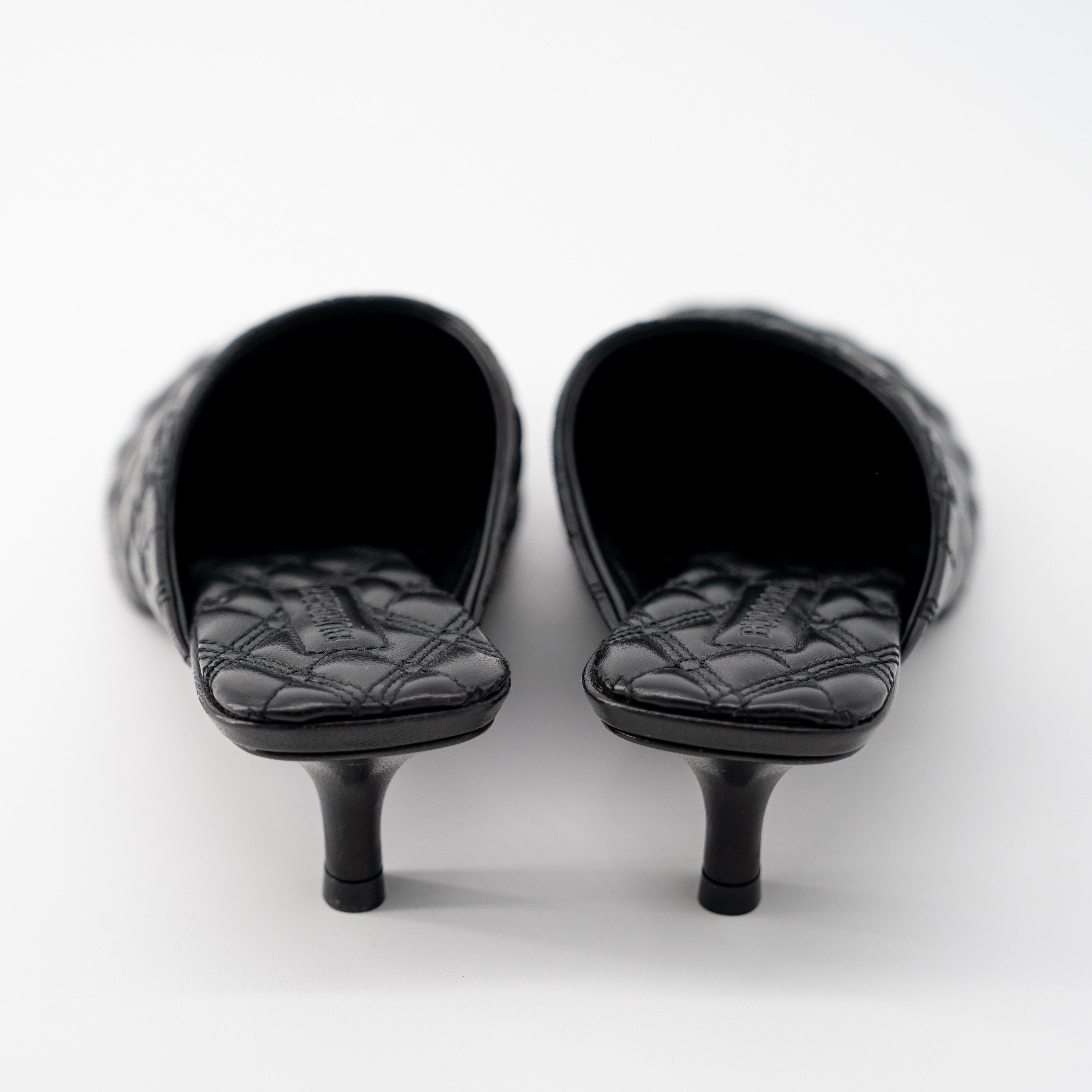 Burberry 37eu 7us Burberry Leather Kitten Hill Baby Mules EKD Black Size US 7 / IT 37 - 3 Thumbnail