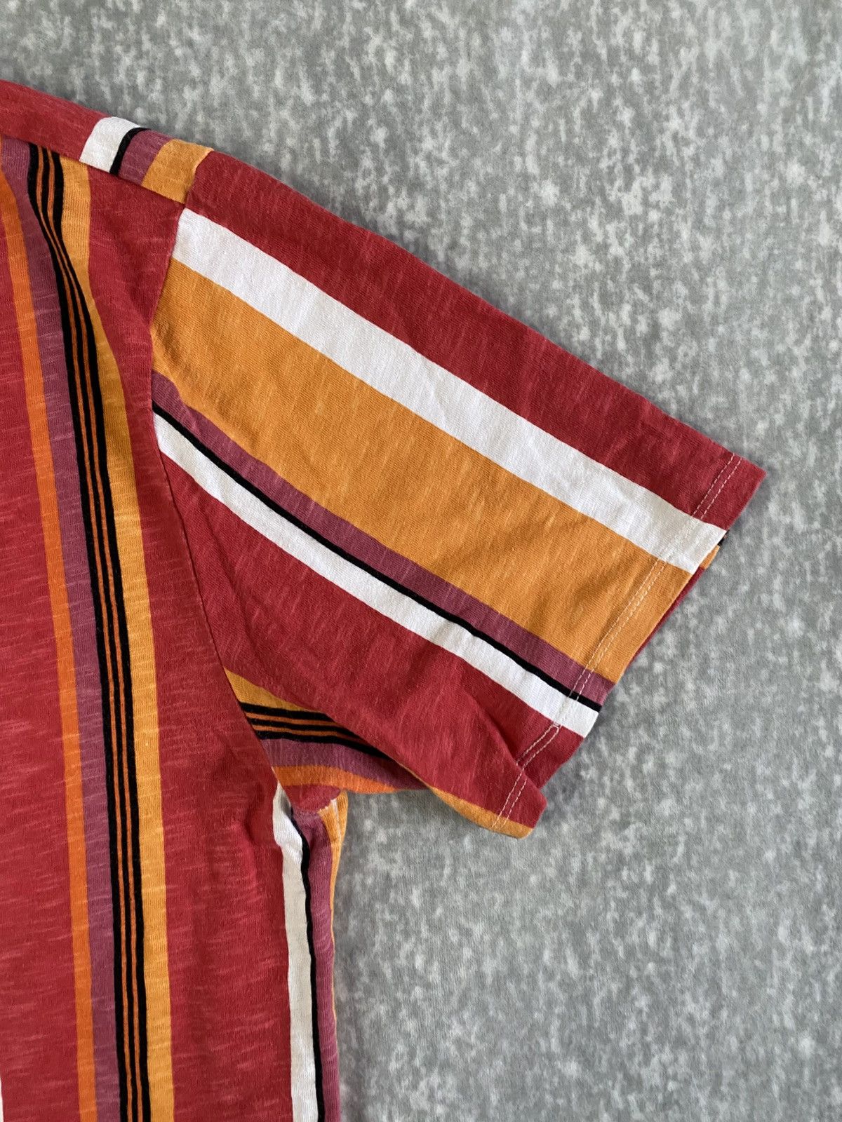 Guess Guess rare vintage striped T-Shirt Size US M / EU 48-50 / 2 - 2 Thumbnail