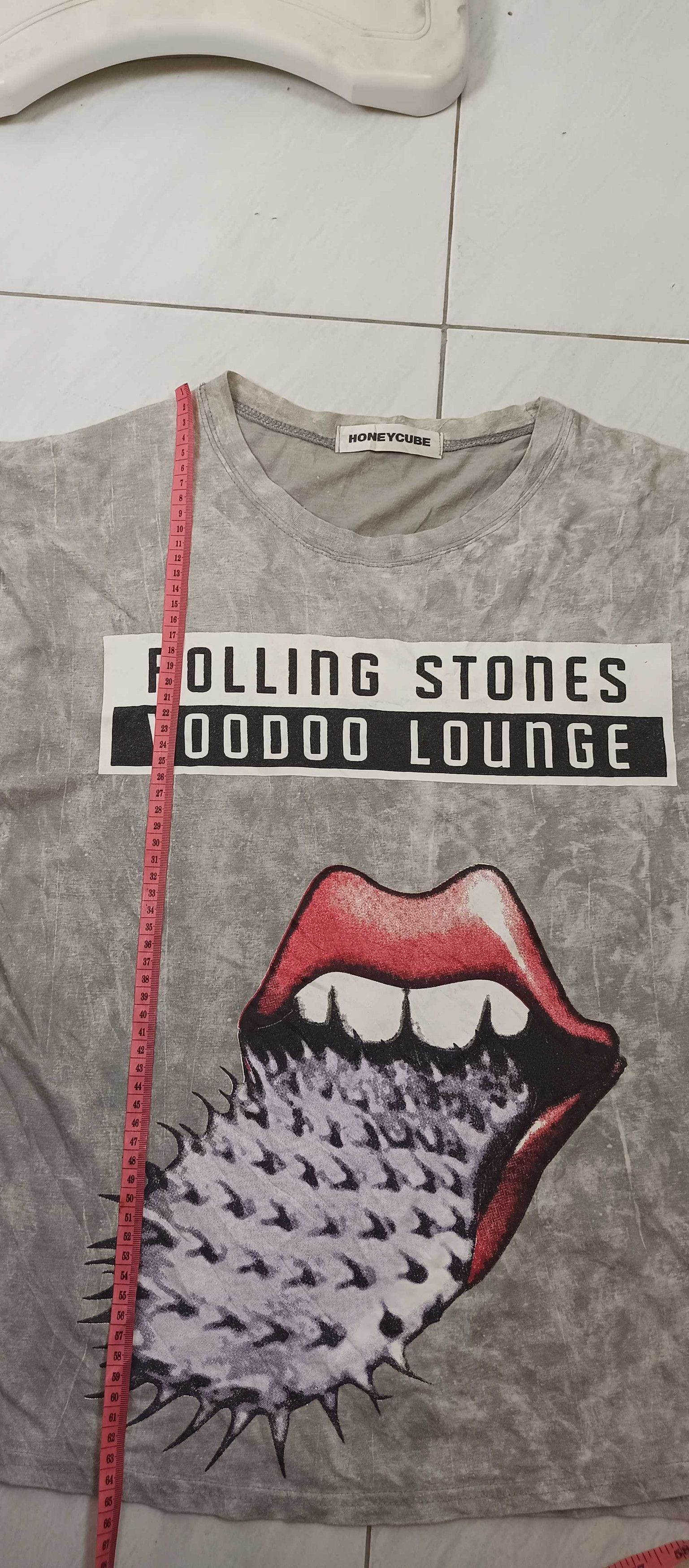 Band Tees × The Rolling Stones × Vintage HONEYCUBE The Rolling Stones Voodoo Lounge Tee Shirt Size XS / US 0-2 / IT 36-38 - 9 Thumbnail