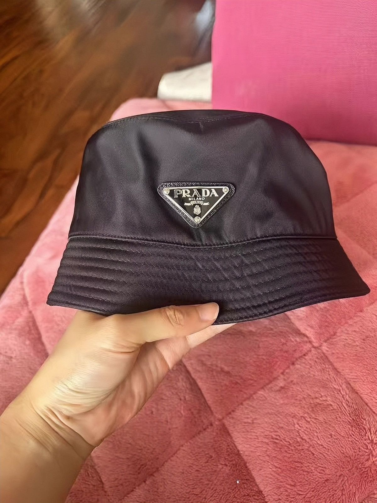 Prada Prada Black Re-Nylon Bucket Hat Size ONE SIZE - 1 Thumbnail