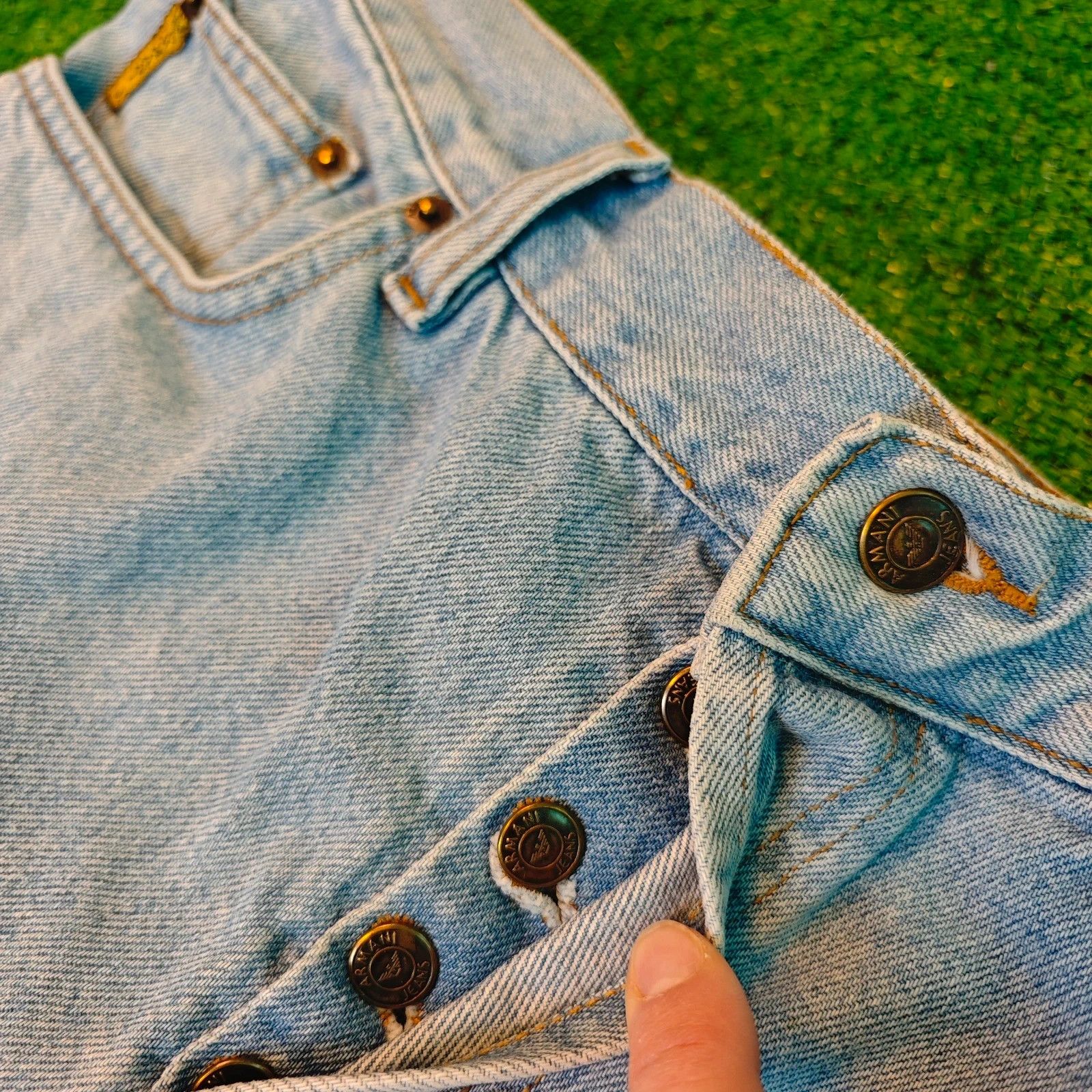 Emporio Armani Vintage Armani Jeans Mens 32 slim straight button pants 90s Size US 32 / EU 48 - 6 Thumbnail