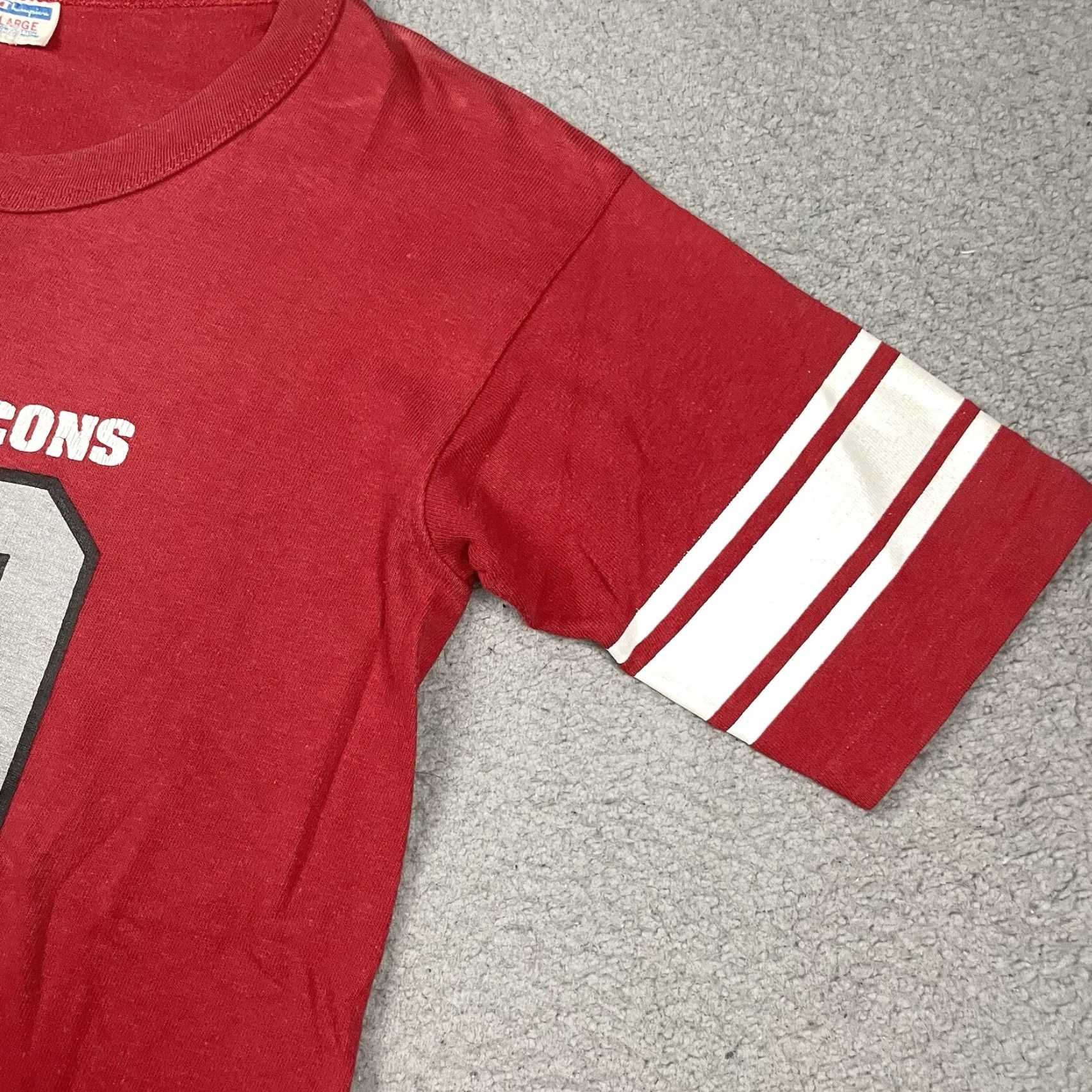 Champion VINTAGE Atlanta Falcons Champion T Shirt L Men Red 1970s Graphic Tee Sportswear/Beach Size US L / EU 52-54 / 3 - 5 Thumbnail