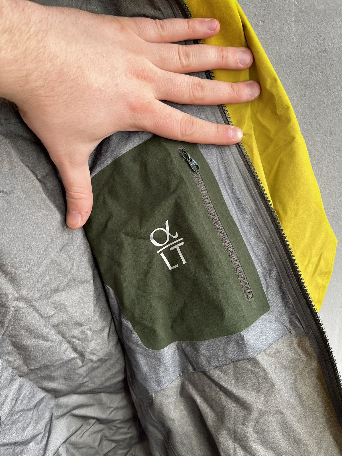Arc'teryx Arc’teryx Gore Tex pro shell jacket size M Size US M / EU 48-50 / 2 - 5 Thumbnail