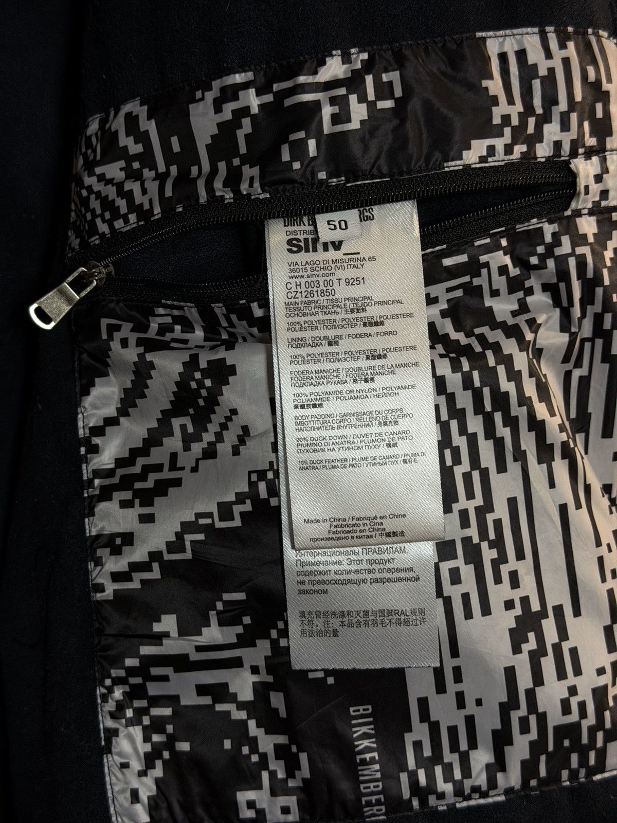 Dirk Bikkembergs Rare Dirk Bikkembergs Waves Puffer Jacket Margiela Raf 424 Size US L / EU 52-54 / 3 - 17 Thumbnail
