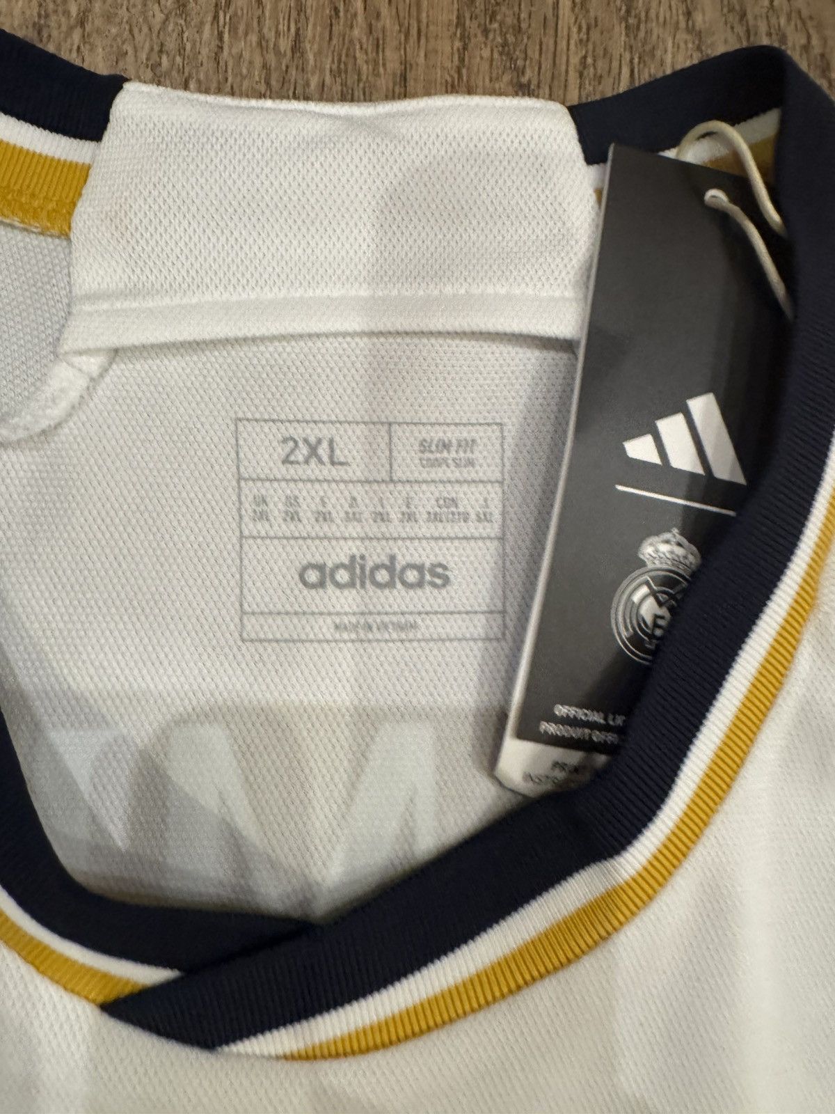 Adidas REAL MADRID CF 2023/2024 FOOTBALL SHIRT JERSEY SIZE L HR3796 Size US XXL / EU 58 / 5 - 8 Thumbnail