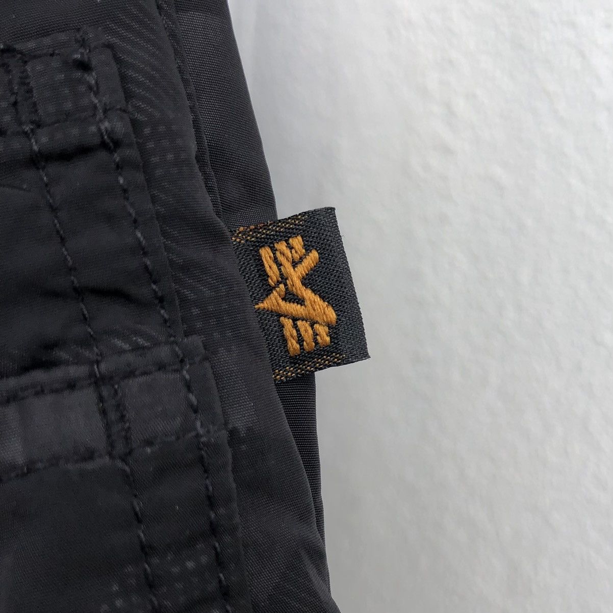 Alpha Industries Alpha Industries camouflage "MA-1 Nylon Bomber Jacket Size US M / EU 48-50 / 2 - 9 Thumbnail