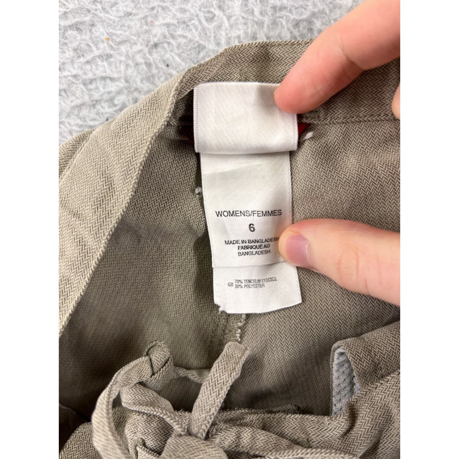 The North Face The North Face Shorts Women 6 Beige Drawstring Button Hiking Camping Boating Size 28" / US 6 / IT 42 - 5 Thumbnail