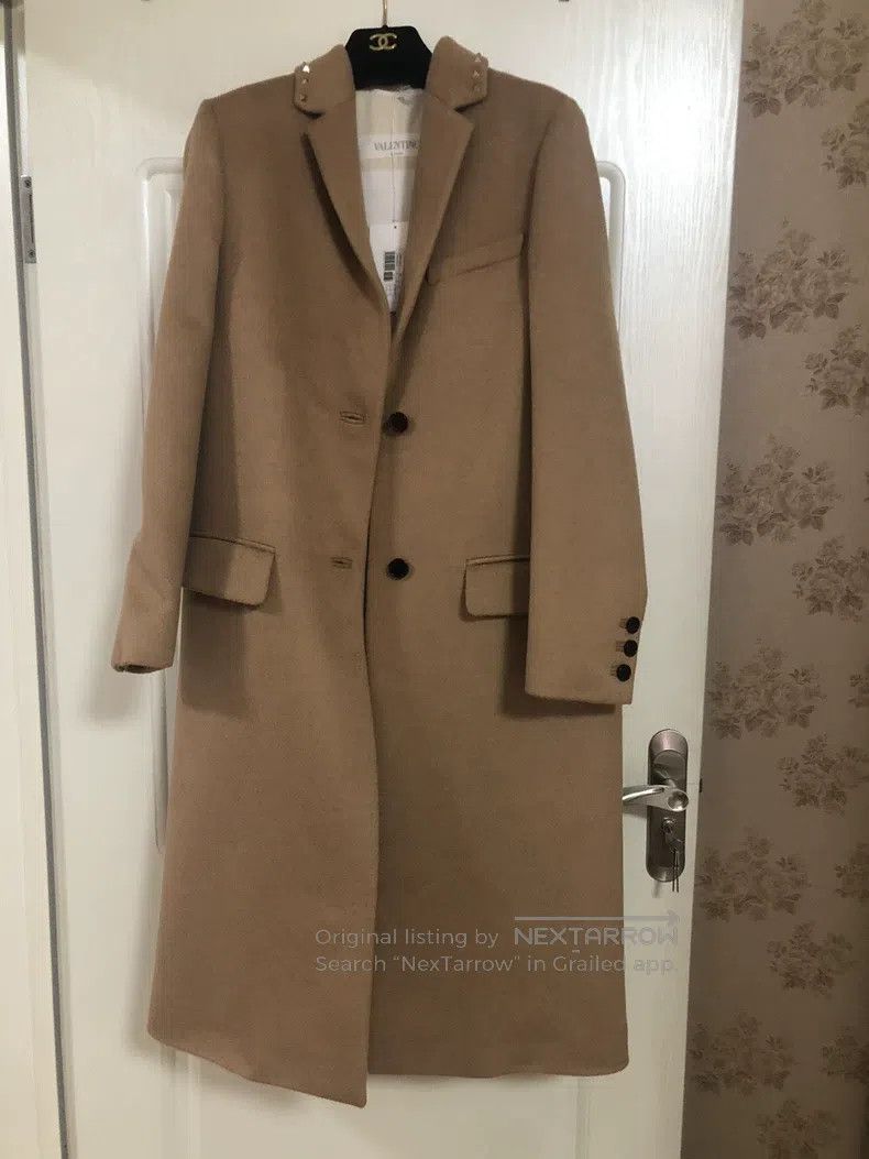 Valentino Valentino Camel coat Size L / US 10 / IT 46 - 2 Thumbnail