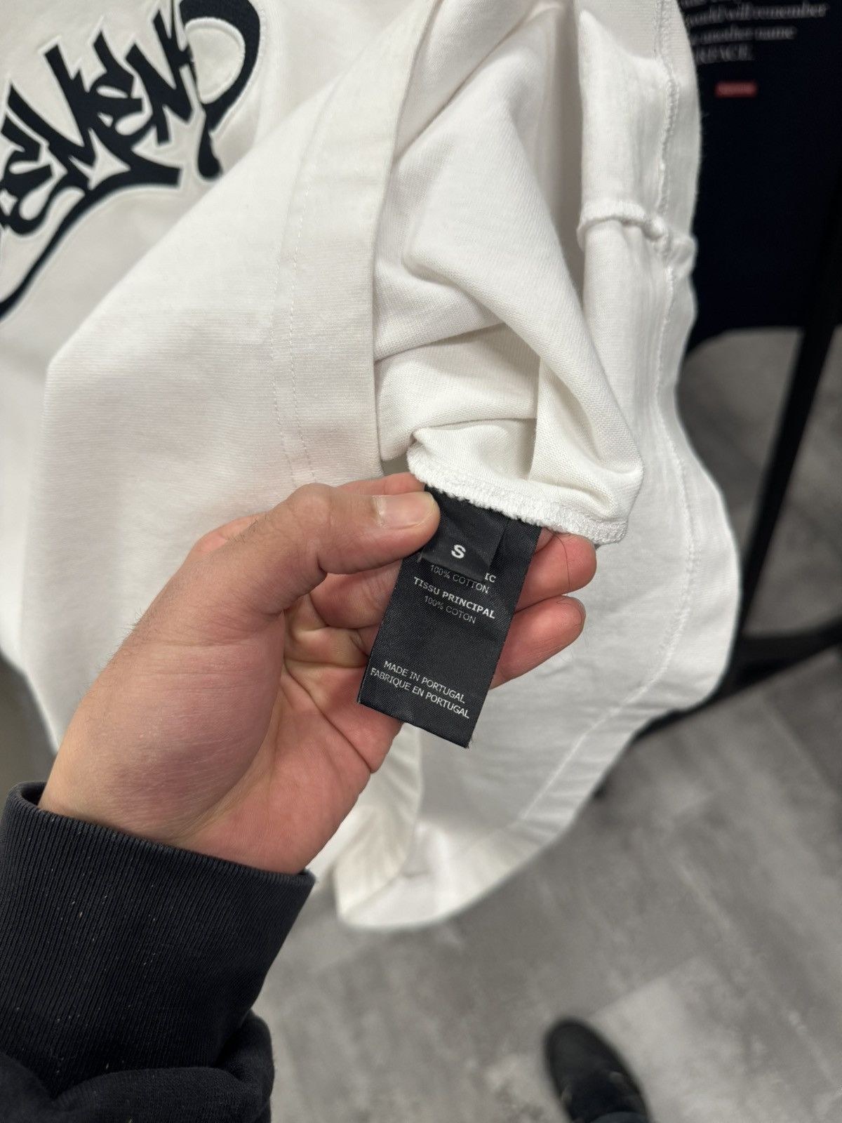 Vetements Vetement graffiti tee Size US XS / EU 42 / 0 - 7 Thumbnail