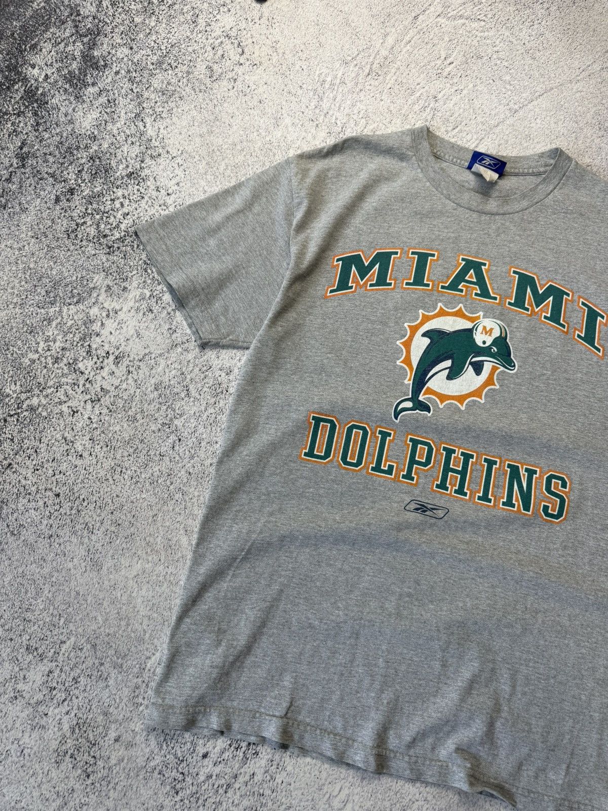 NFL Vintage 90s Starter Miami Dolphins Large Made In USA TShirt Size US L / EU 52-54 / 3 - 2 Thumbnail