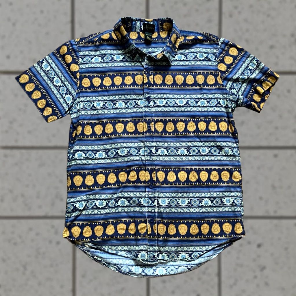 Disney Disney Aladdin Shirt Men M AOP Camp Hawaiian Button Up Short Sleeve Blue Graphic Print Hawaiian Theme 90s? Size US M / EU 48-50 / 2 - 1 Thumbnail
