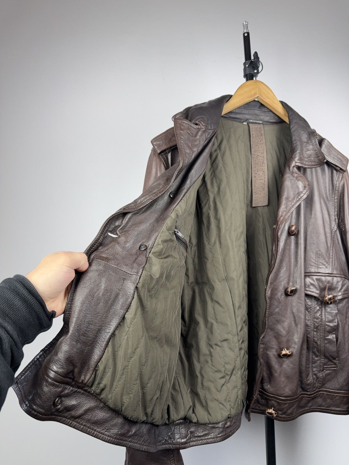 Messagerie Messagerie Italy Brown Leather Jacket Biker Military Style Size US L / EU 52-54 / 3 - 12 Thumbnail