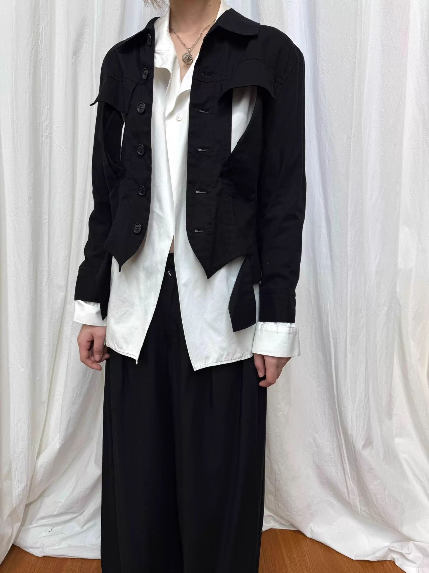 Yohji Yamamoto Yohji Yamamoto Cutout Waist Cotton Suit 3 New With Tags Size L / US 10 / IT 46 - 1 Thumbnail