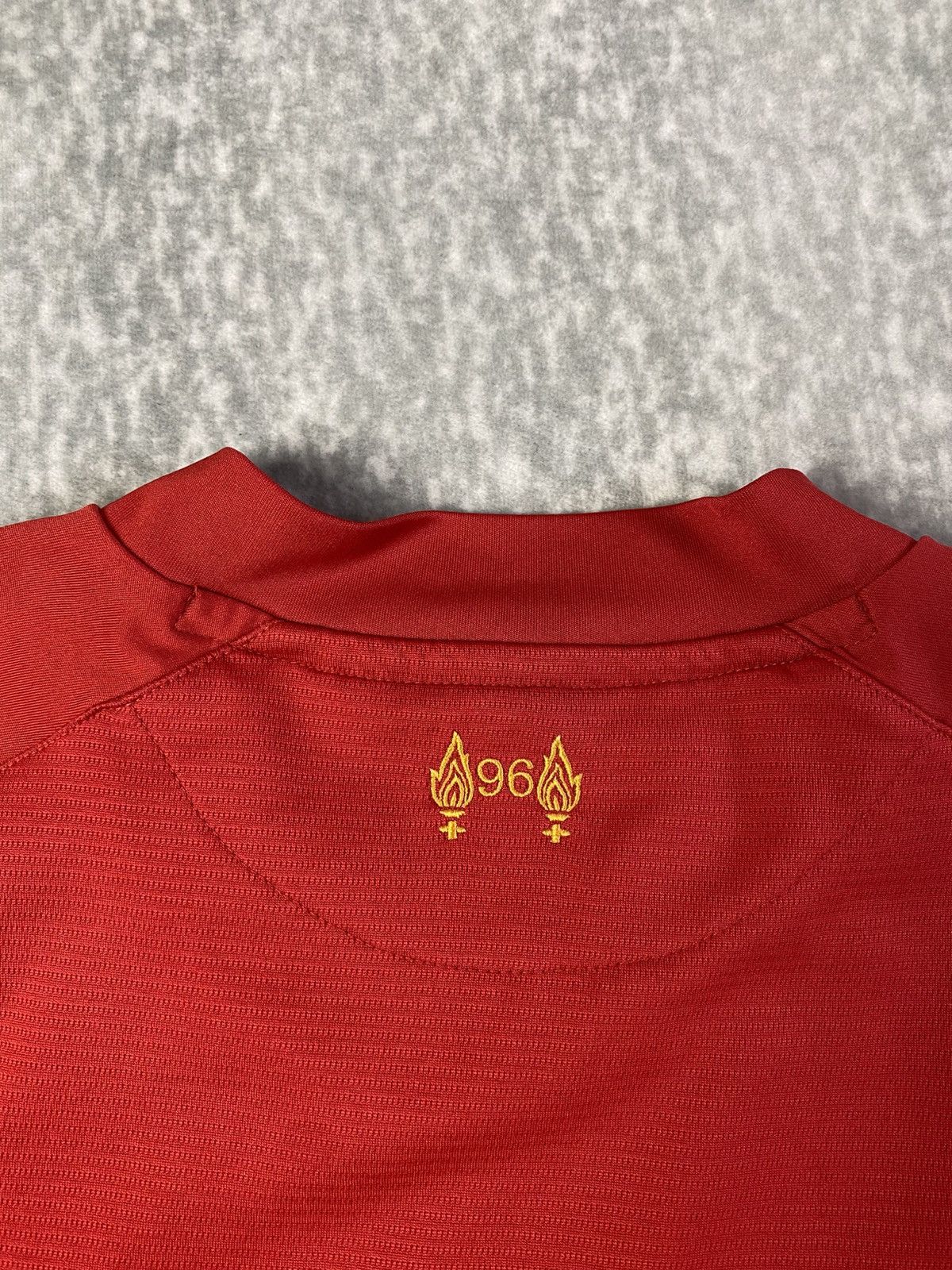 Warrior Warrior Liverpool FC 2013-14 Home Football Shirt Size US XL / EU 56 / 4 - 7 Thumbnail