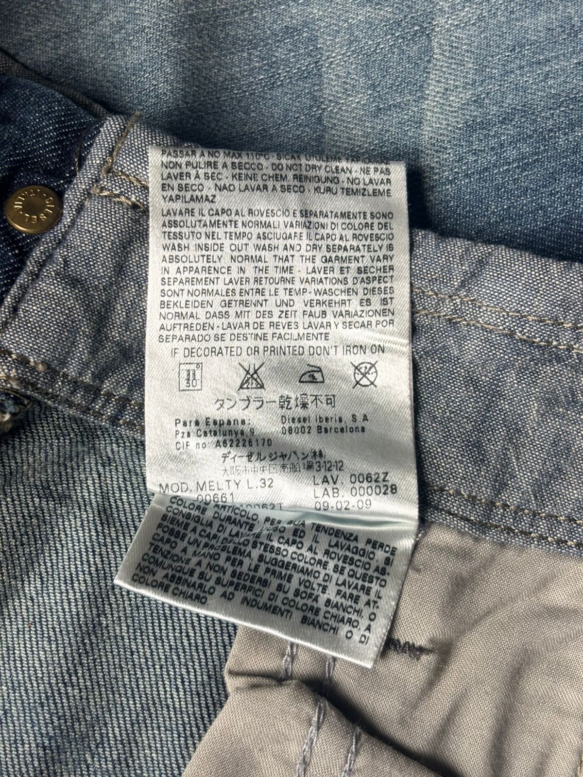 Diesel 2000s Y2k Diesel Flared Jeans Size US 28 / EU 44 - 12 Thumbnail