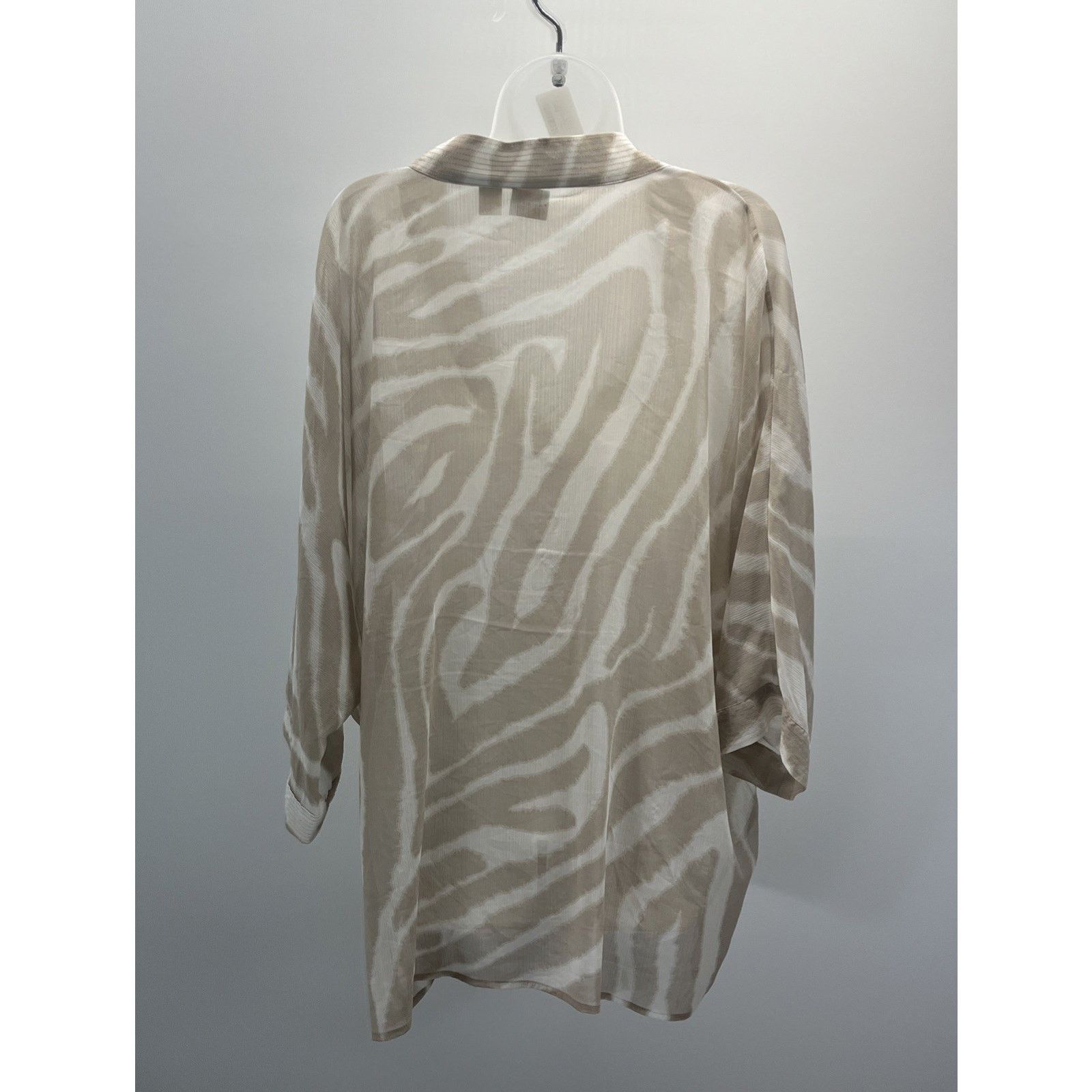 Chicos Chicos Blouse Tan Size 1 Sheer Animal Flowy Lagenlook Artsy Size M / US 6-8 / IT 42-44 - 4 Thumbnail
