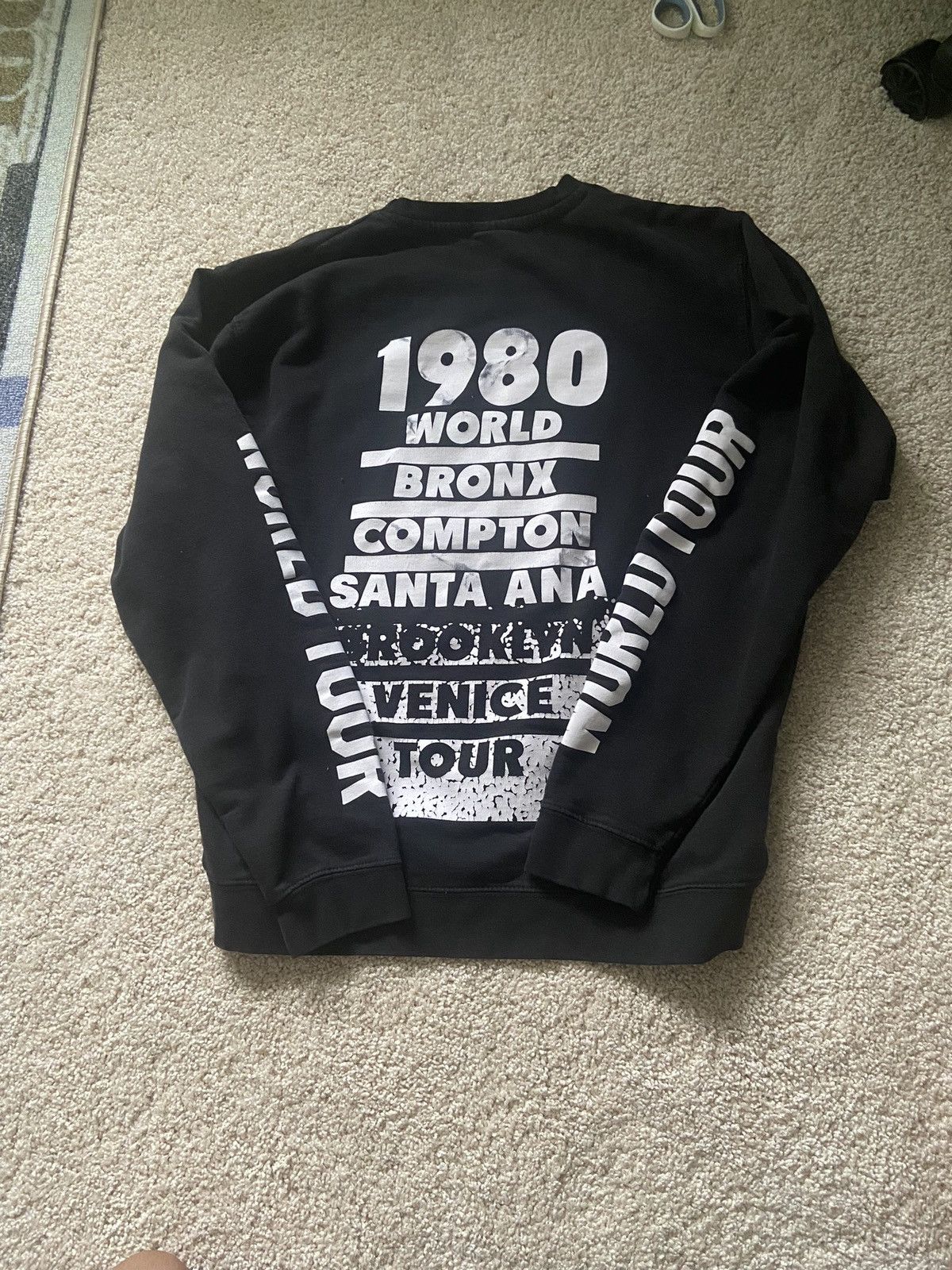 Stussy stussy world tour new york sweater Size US L / EU 52-54 / 3 - 3 Thumbnail