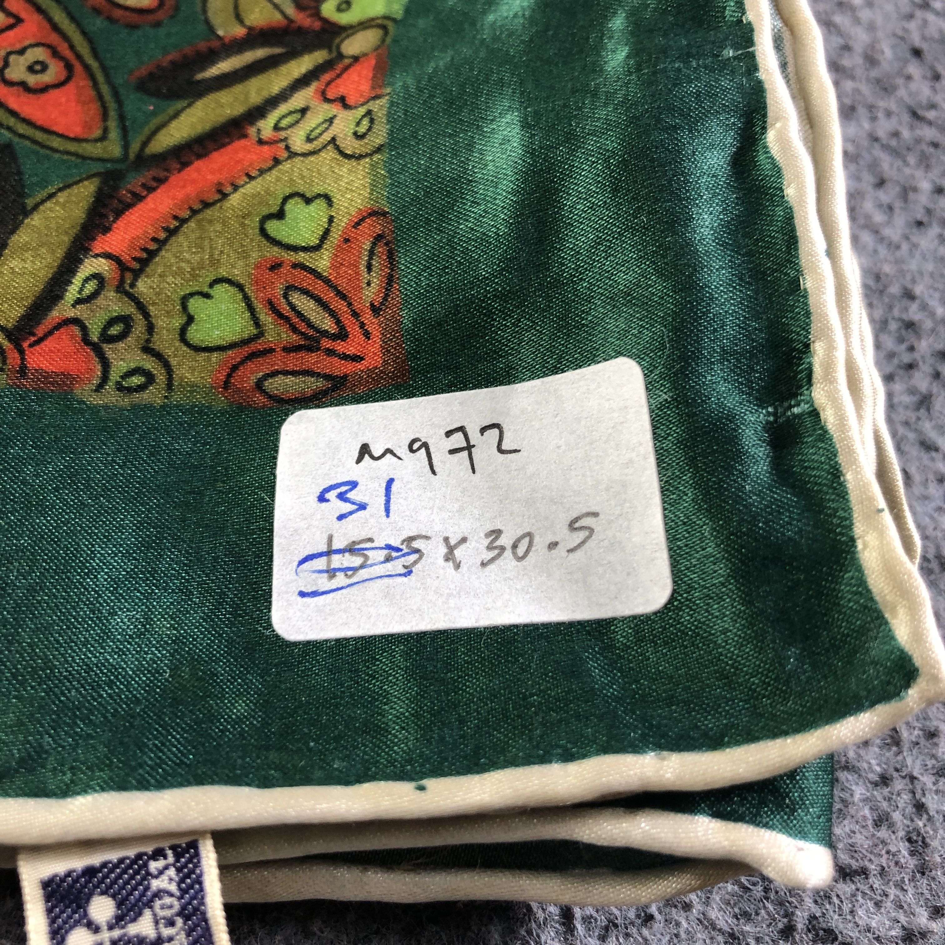 Vintage Wacoal Floral Hand Rolled Silk Scarf M972 Size ONE SIZE - 7 Thumbnail