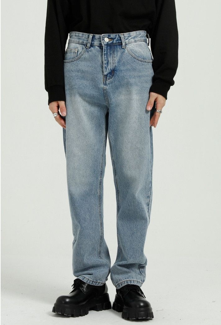Designer × Japanese Brand Men's trendy loose simple washed jeans Size US 32 / EU 48 - 1 Thumbnail