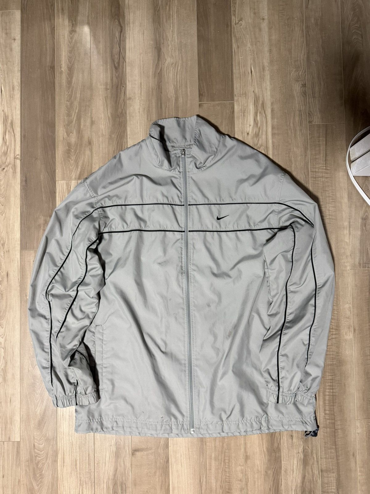 Nike Nike Men's Grey and Silver Jacket Size US XL / EU 56 / 4 - 1 Thumbnail
