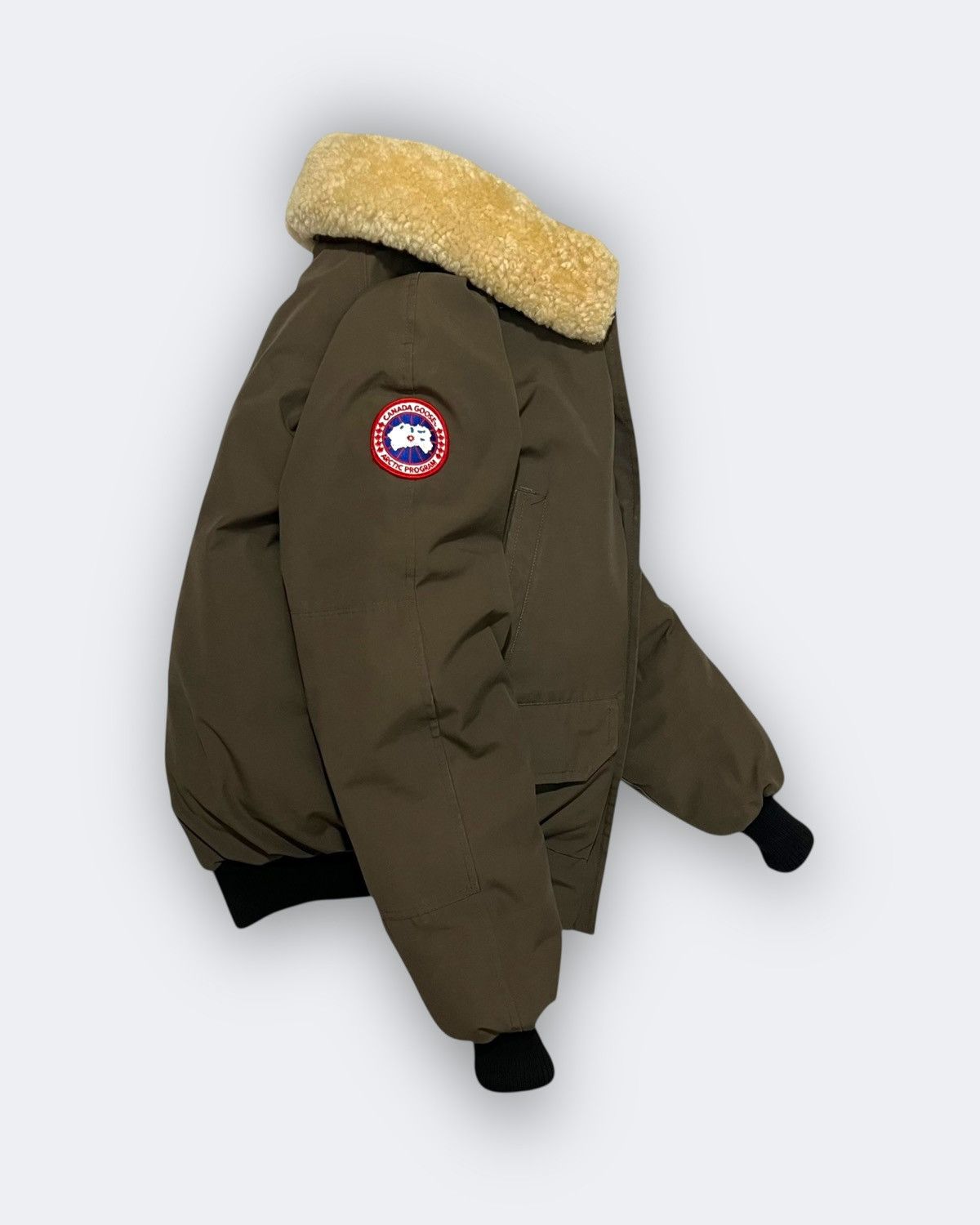 Canada Goose Canada Goose chilliwack Airforce shearling bomber Size US XXS / EU 40 - 2 Thumbnail