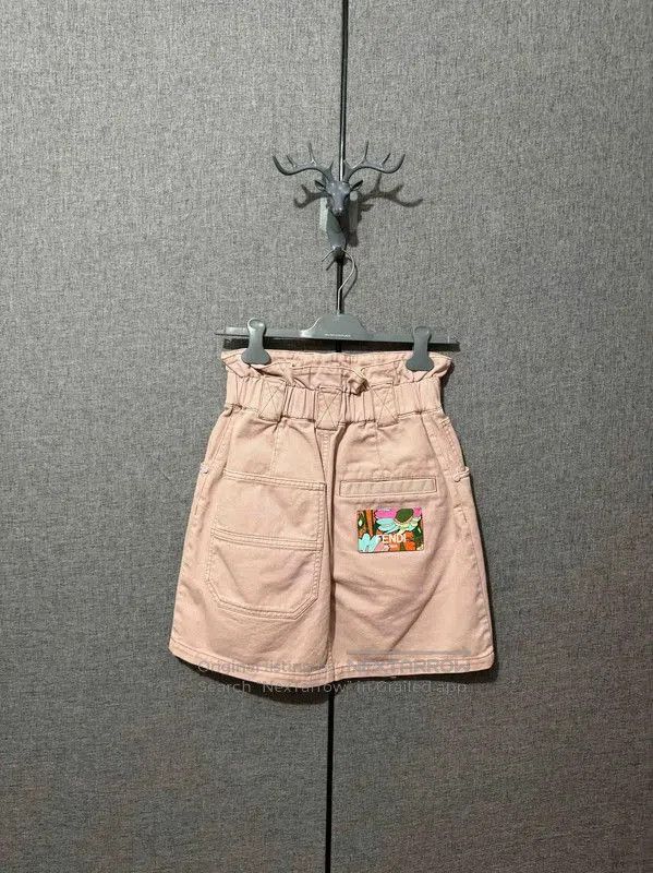 Fendi Fendi Embroidered Logo Cotton Skirt in Blush . Size 27" / US 4 / IT 40 - 2 Thumbnail