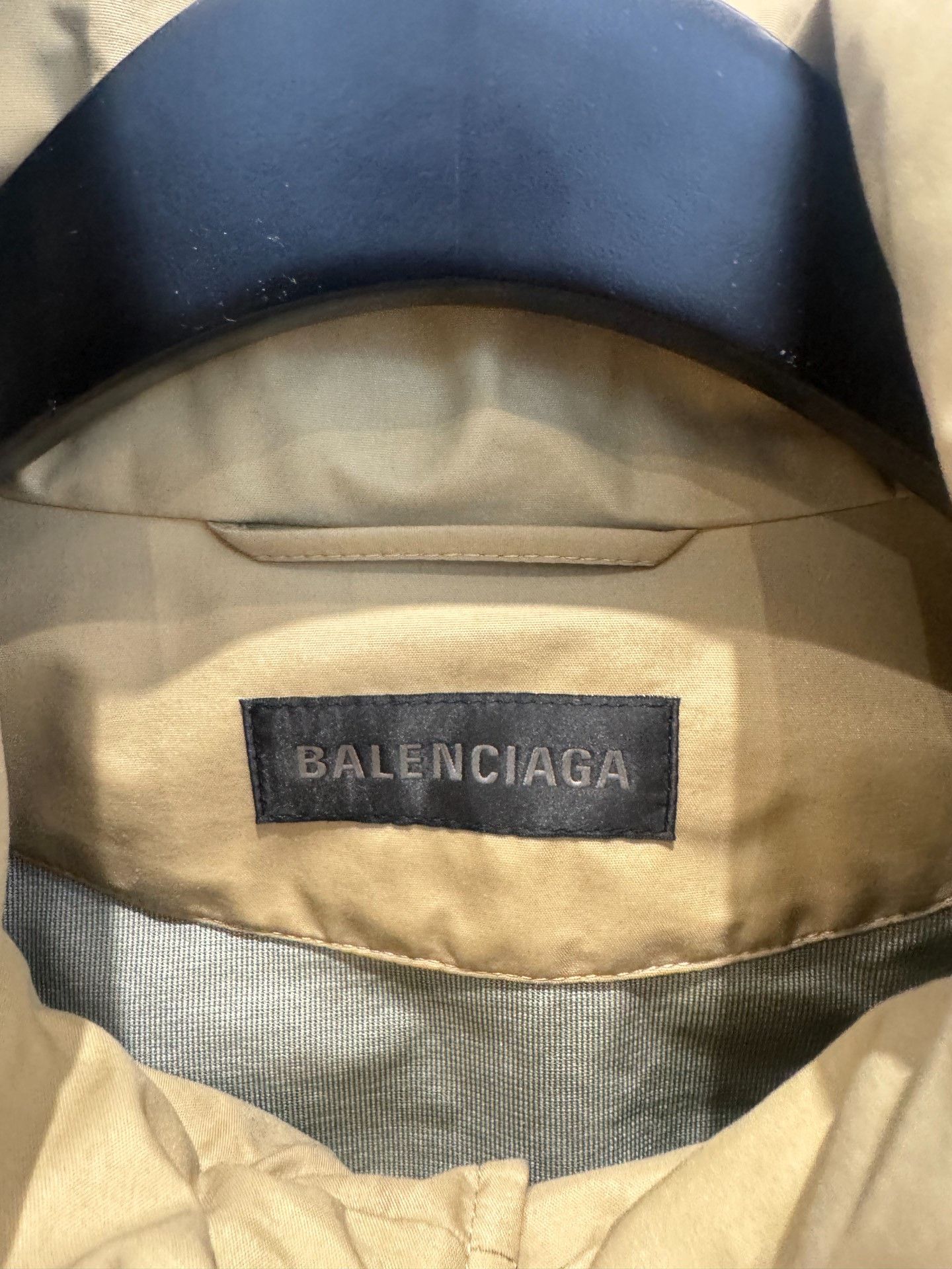 Balenciaga Balenciaga Back Logo Hooded Jacket Beige Size XS / US 0-2 / IT 36-38 - 3 Thumbnail